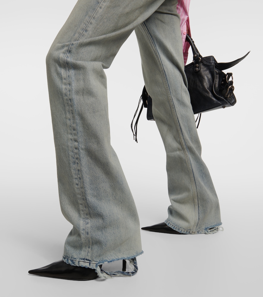 Flared jeans