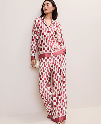 Ann Taylor The Wide-Leg Pant in Satin Geo Print