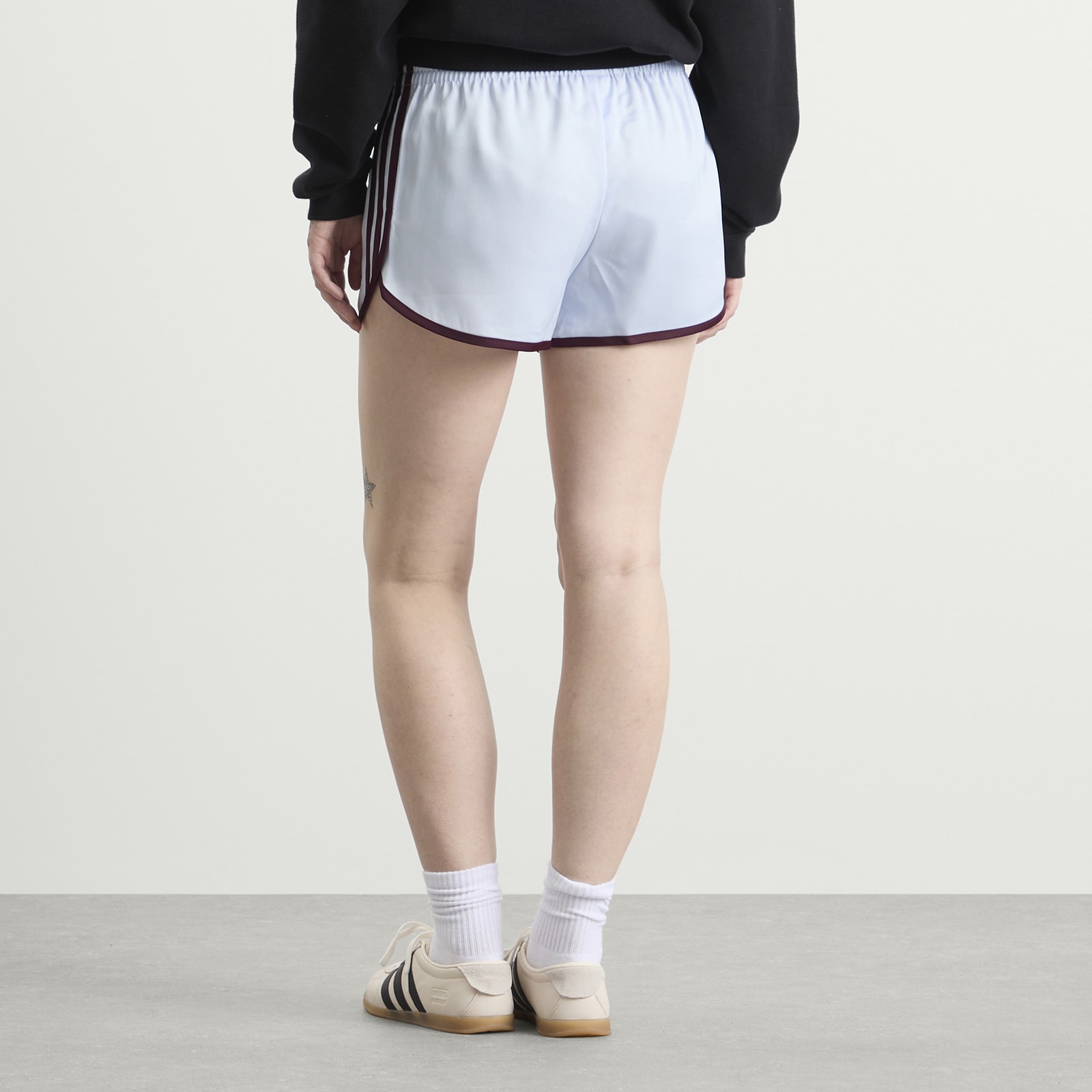 Women's 3S Sprinter Shorts in Crystal Sky/Maroon