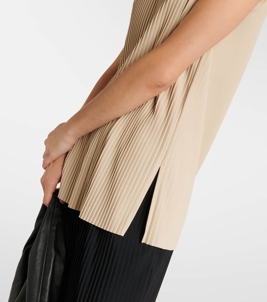 Cambusa pleated top