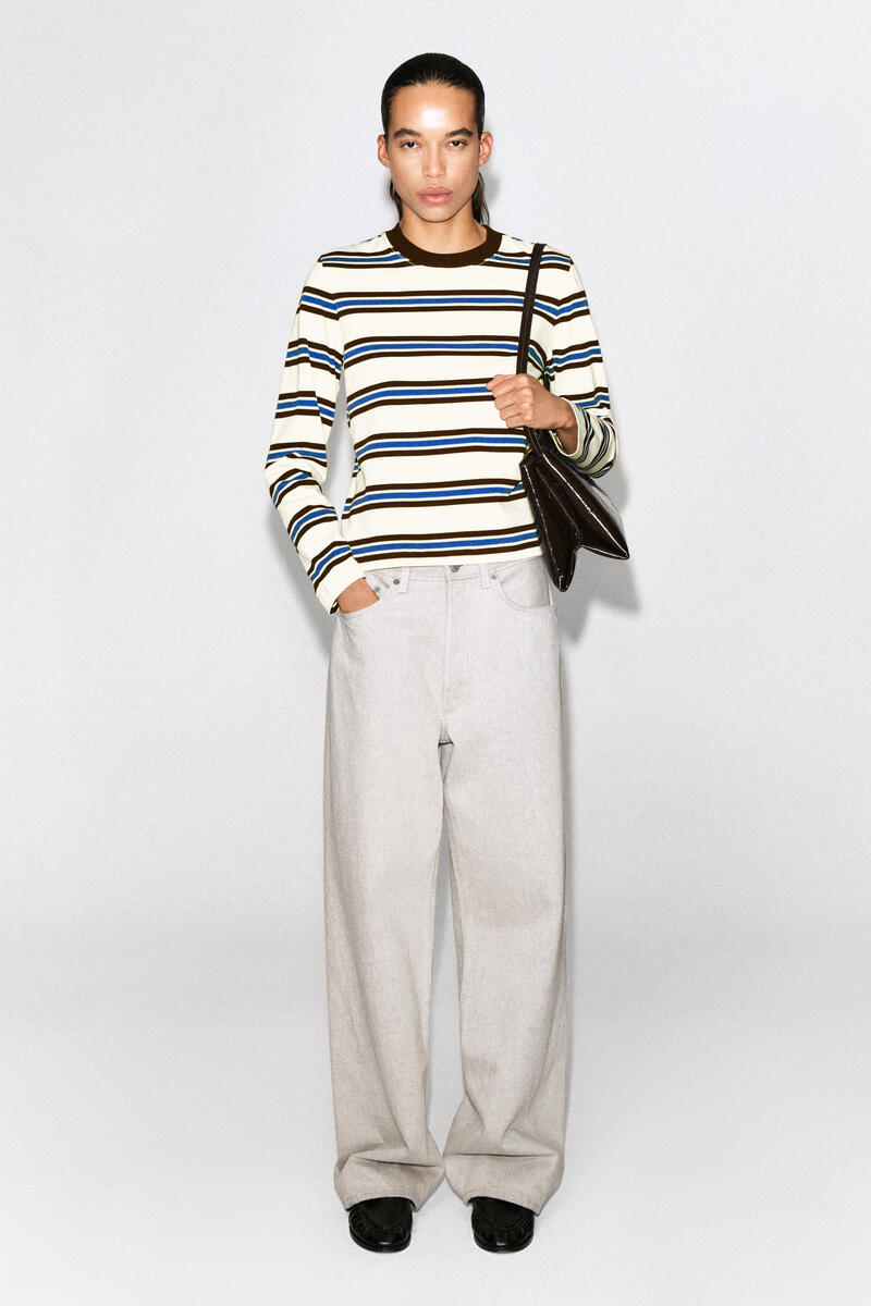 Clean Cut Long-Sleeved T-Shirt