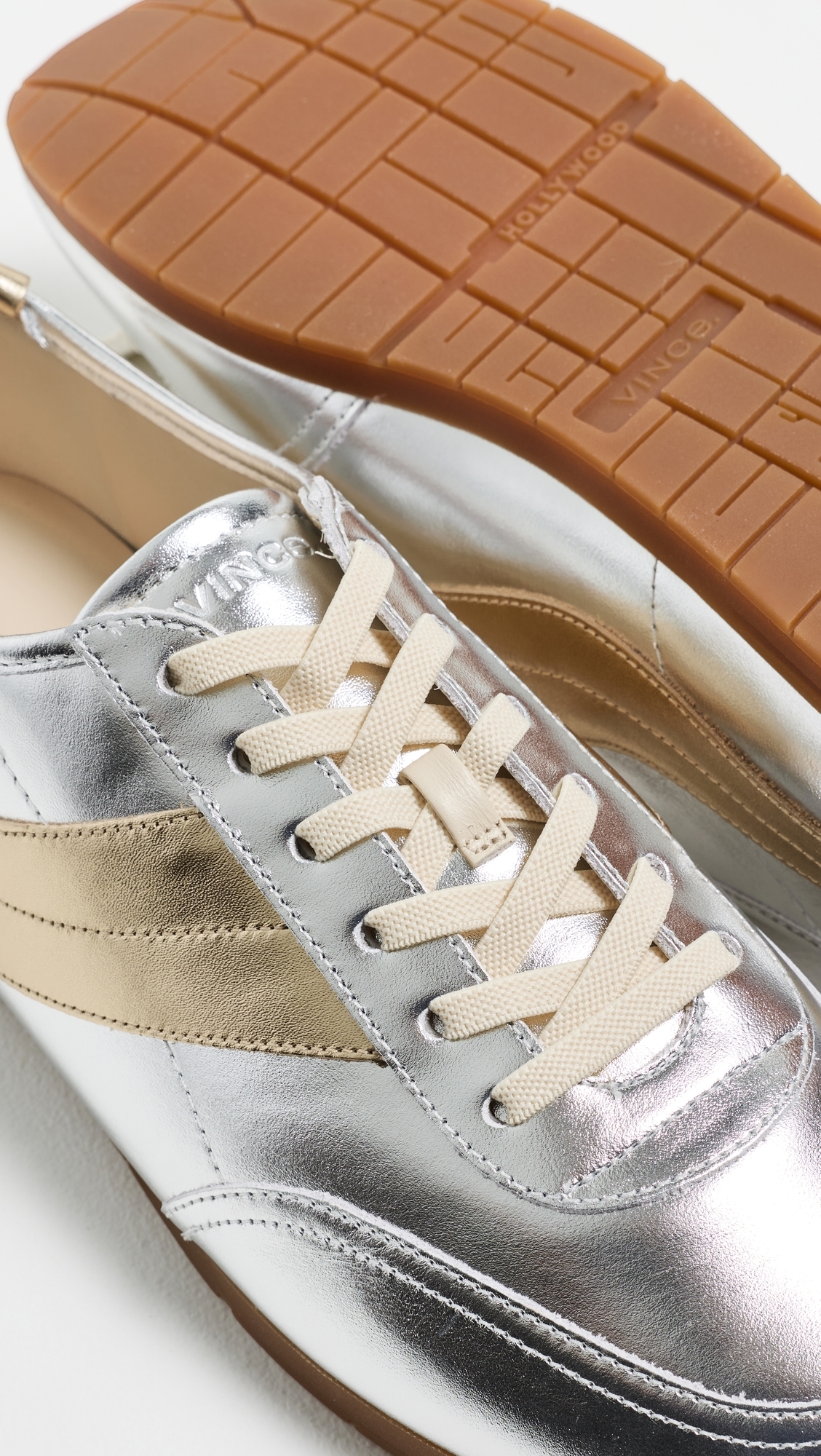 La Runner Sneakers Silver
