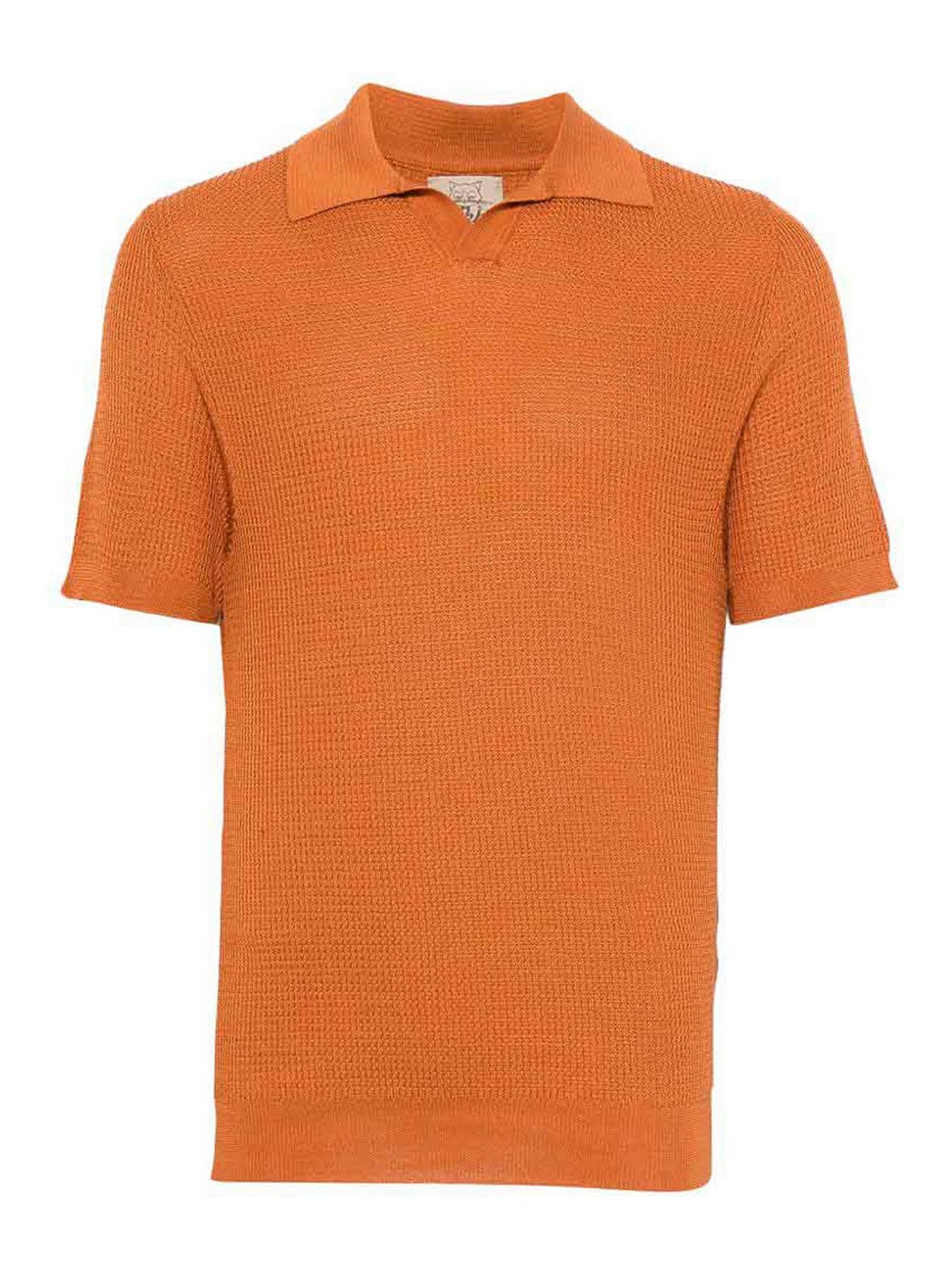White polo collar t-shirt