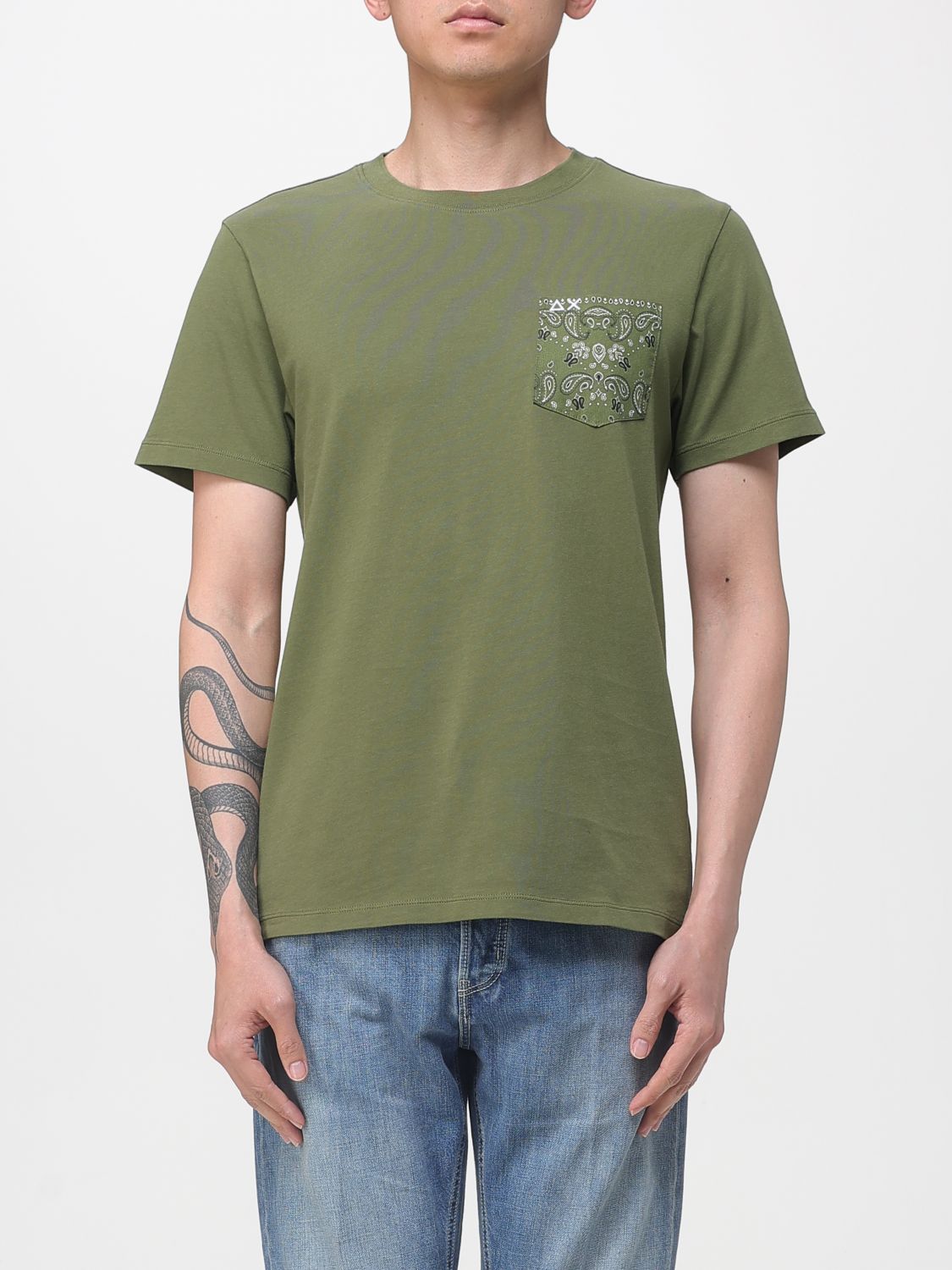T-Shirt Men color Green