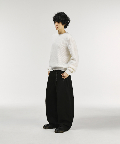 Curved Side Panel Cotton Pants