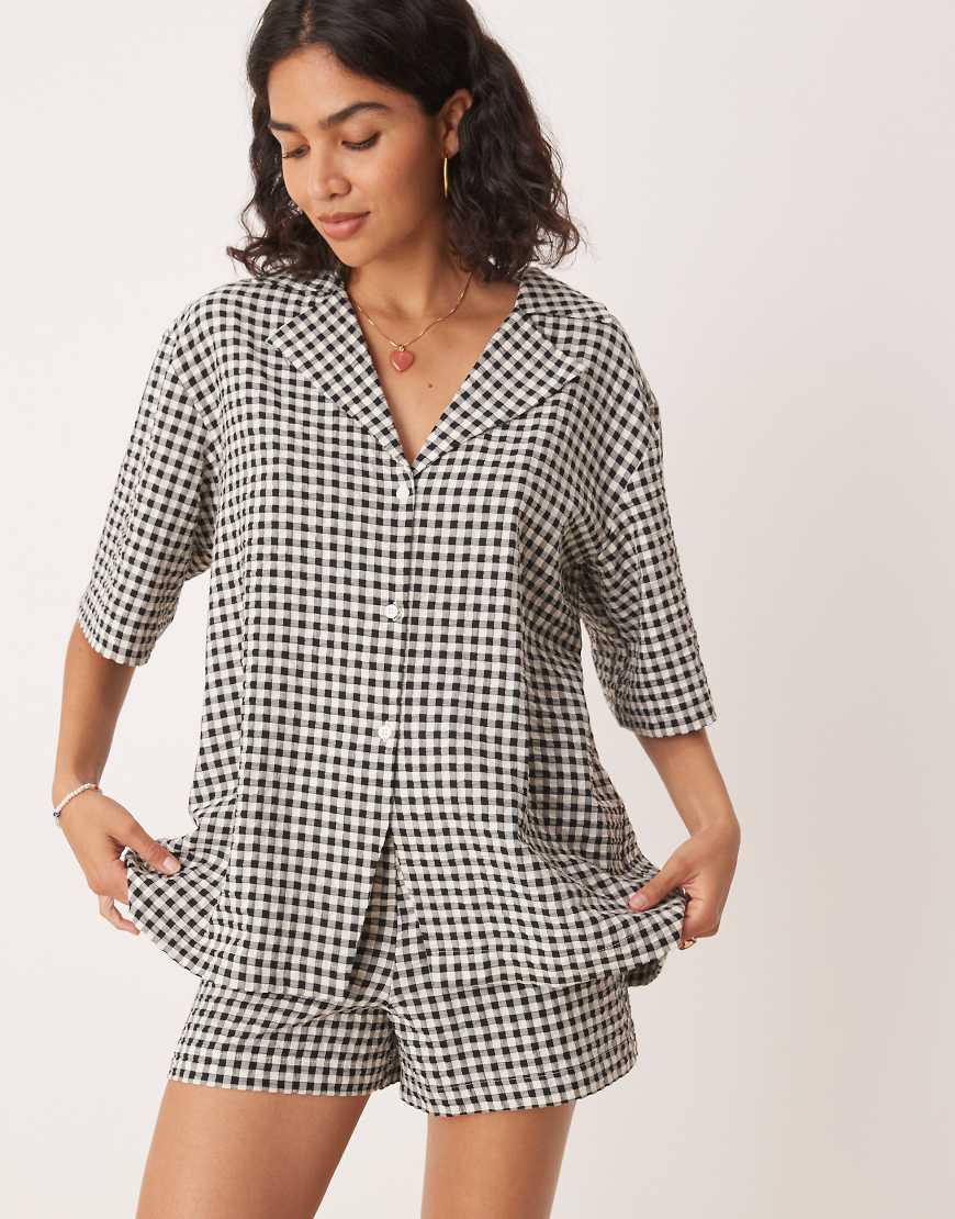 Revere collar resort shirt in mono gingham-Black