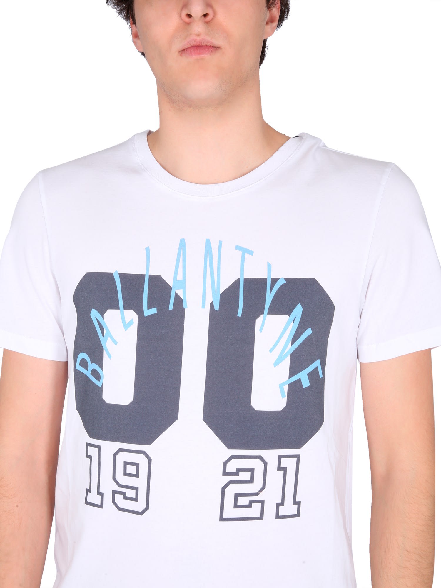 T-Shirts Crewneck T-Shirt