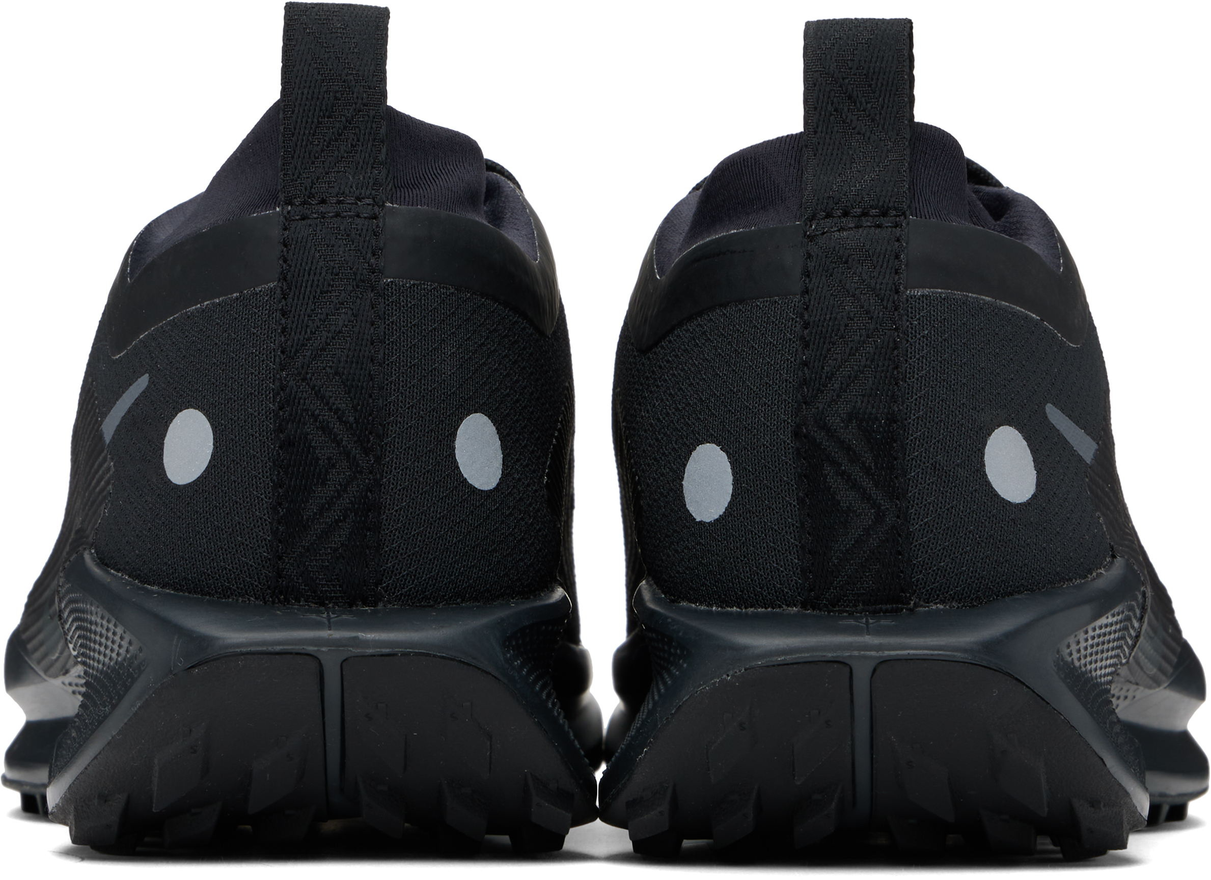 Black Pegasus Trail 5 GORE-TEX Sneakers
