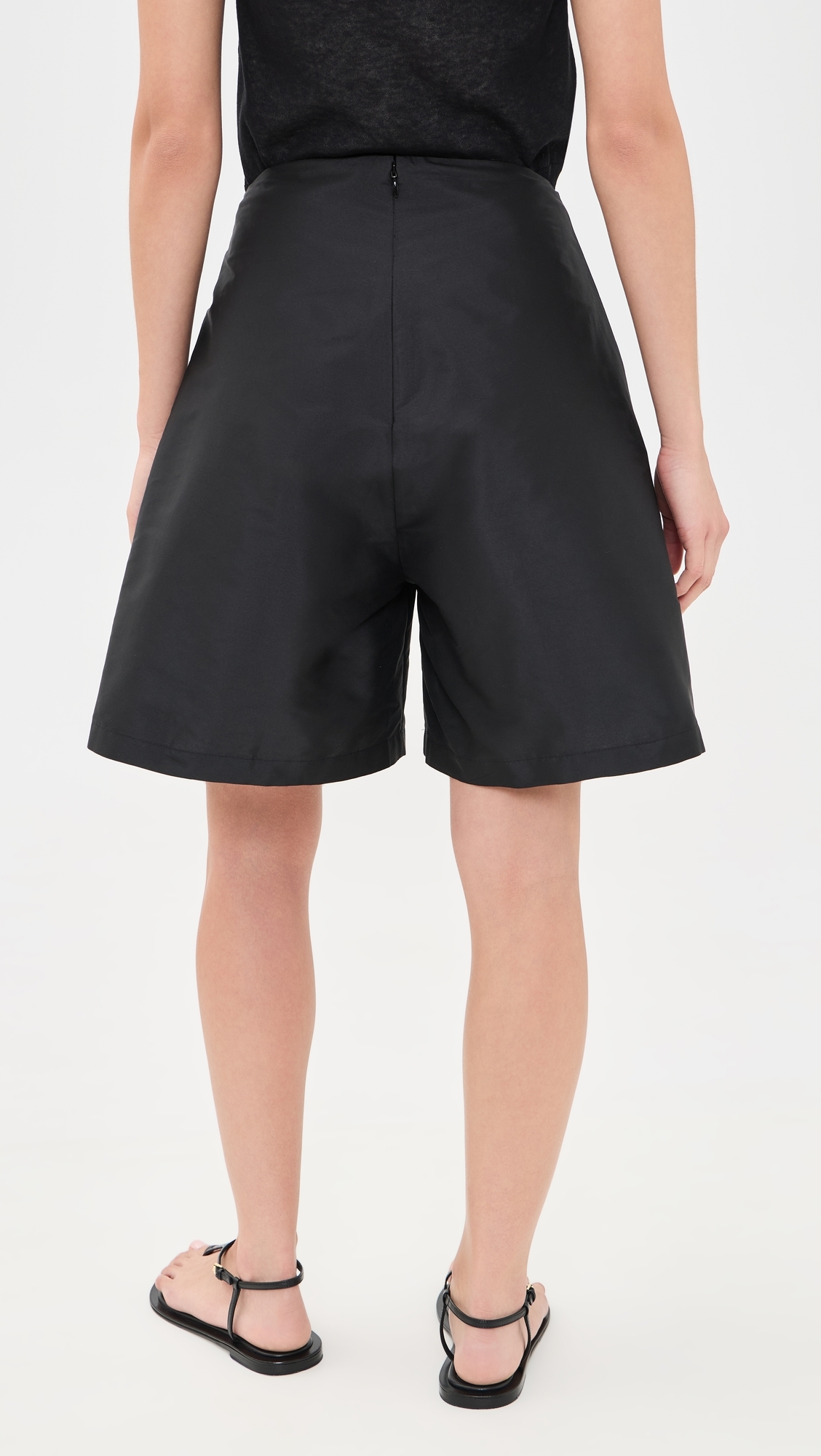 Techno Taffeta Long Shorts Bronze