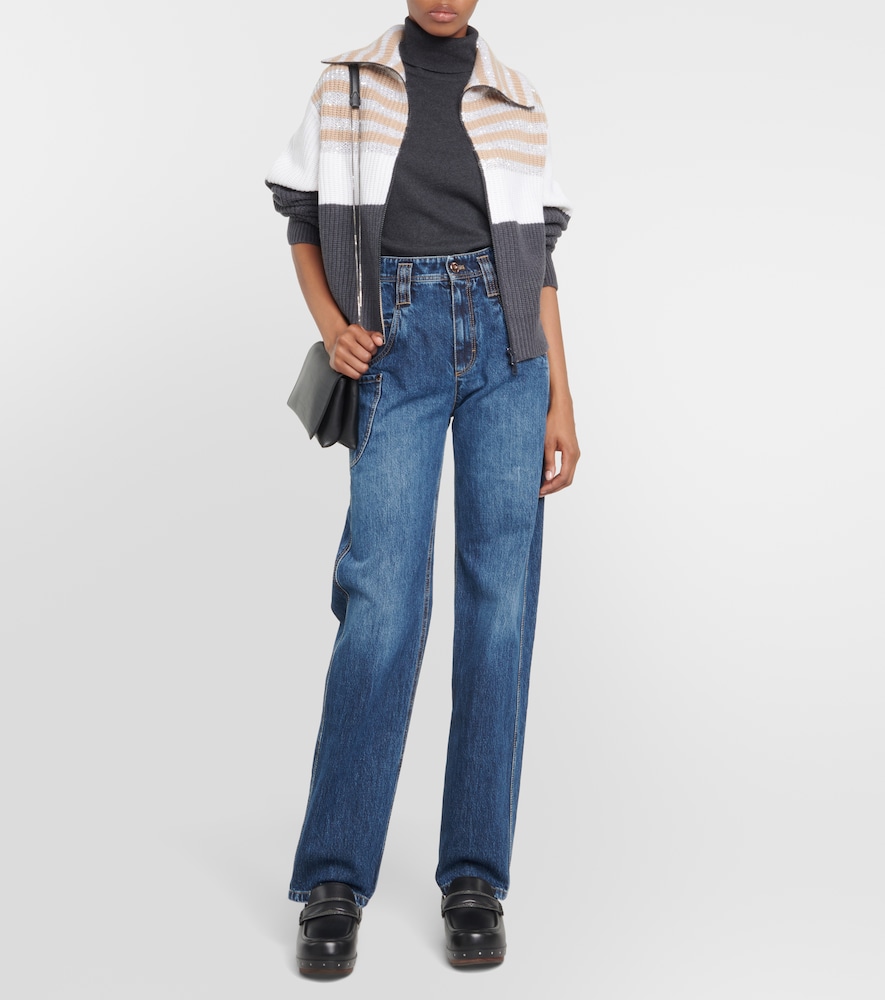 Low-rise wide-leg jeans