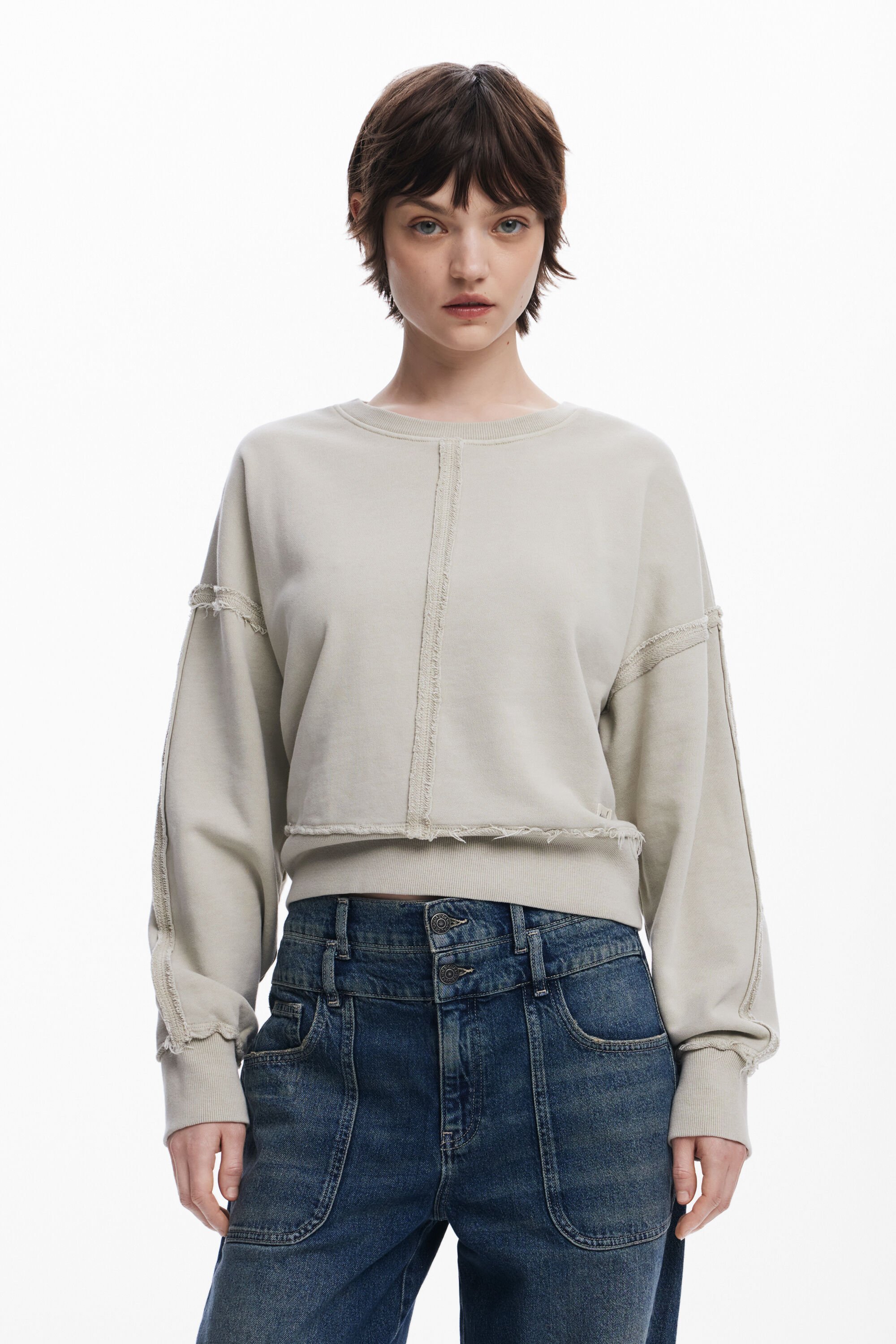 Topstitched sweatshirt