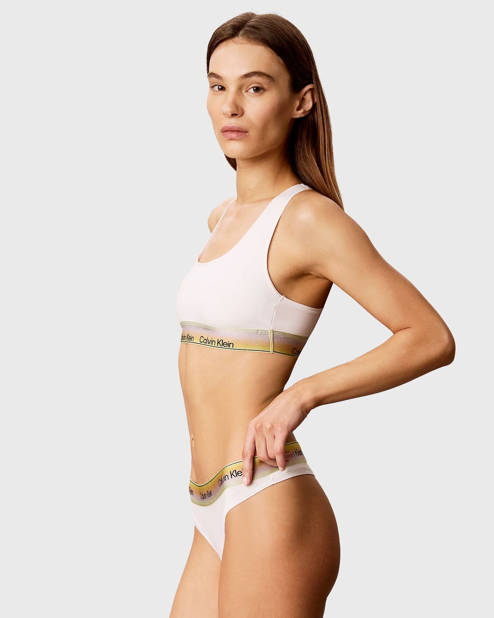 UNLINED BRALETTE