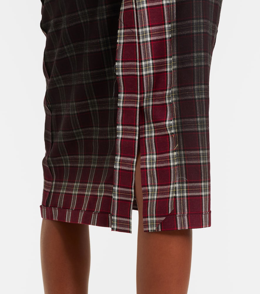 Checked pencil skirt