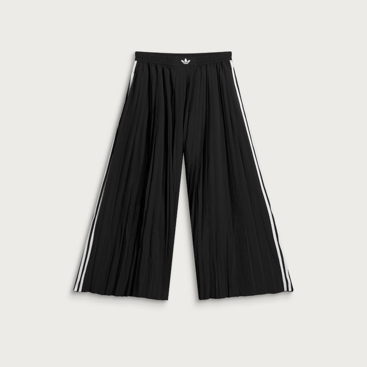 Women's Pleated Wide Leg Track Pants in Black