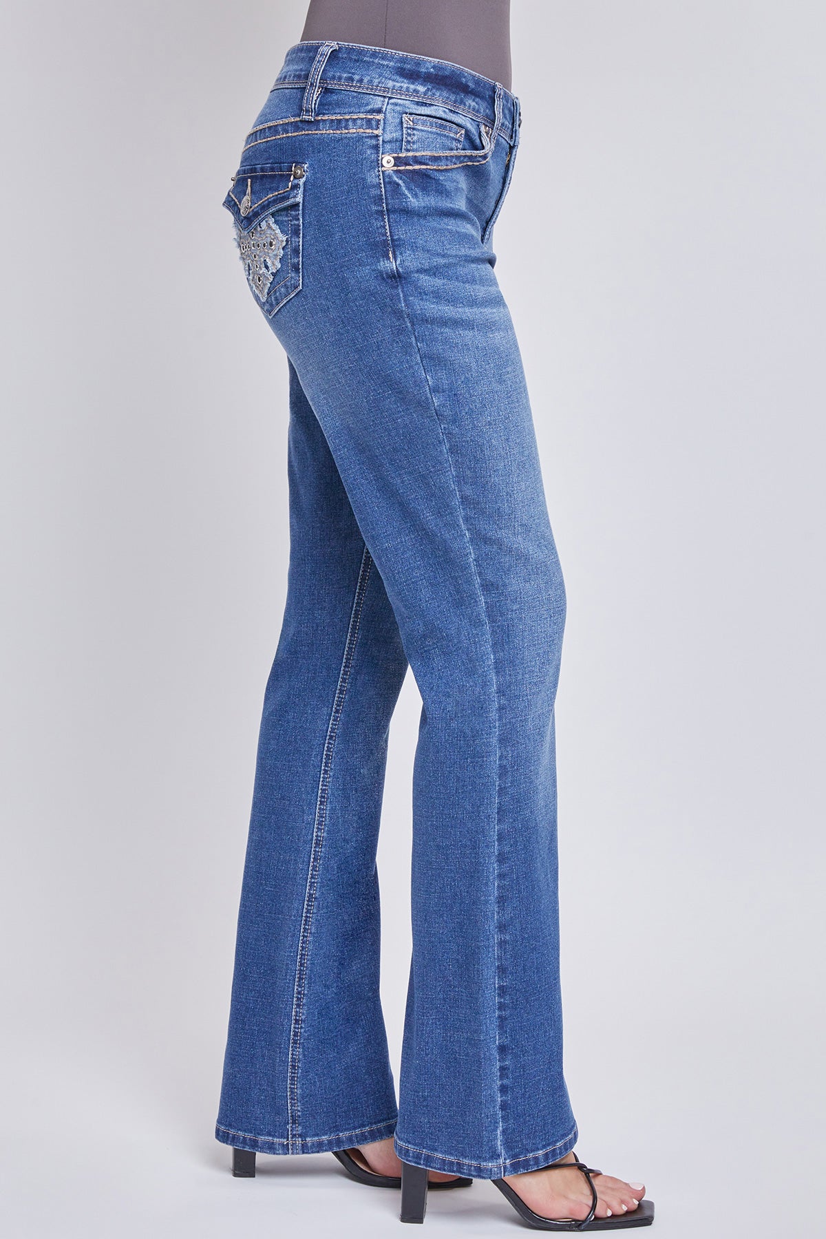 Women's Mid-Rise Studded Cross Flap Pocket Bootcut Jean