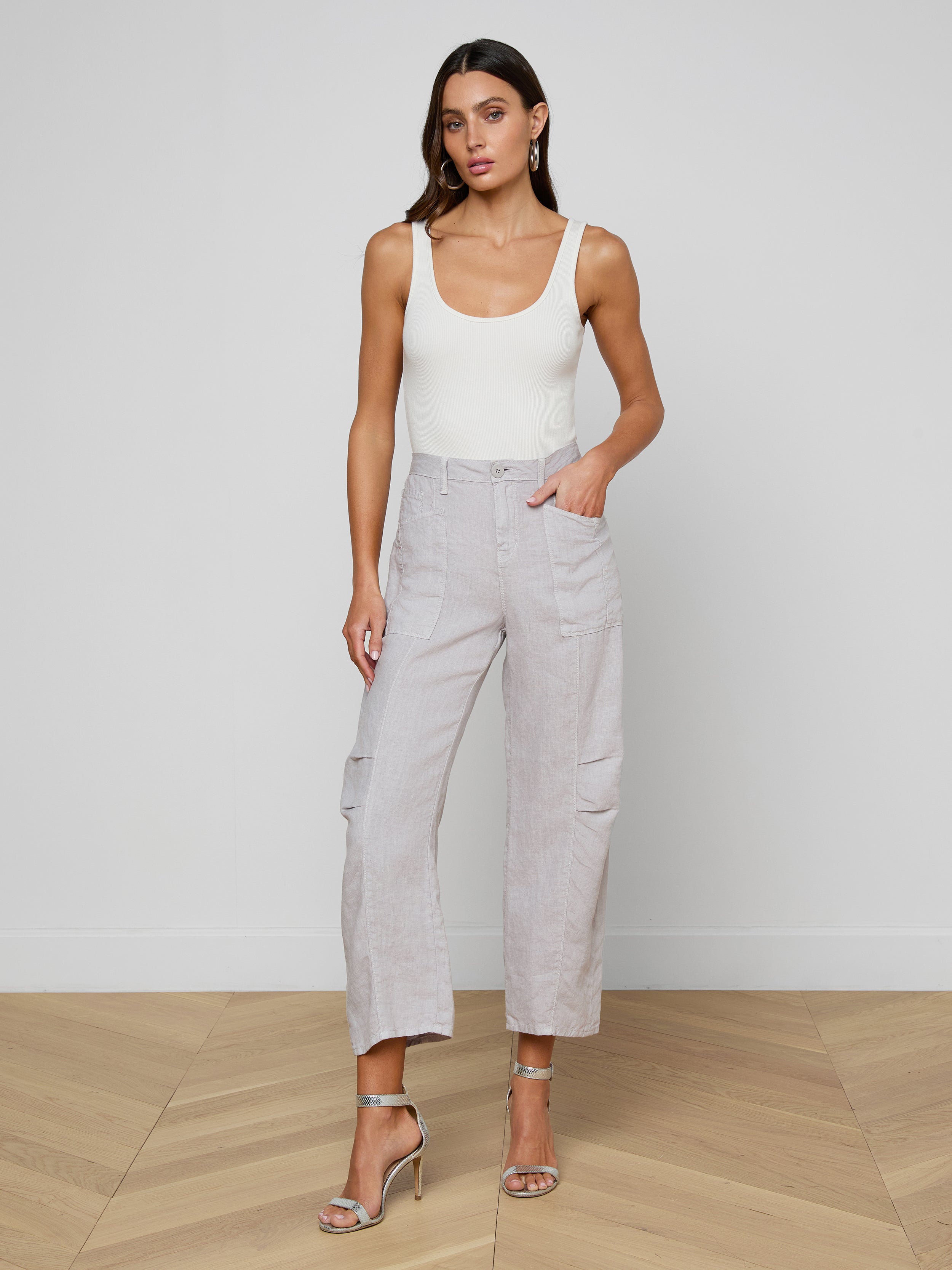 Cody Cropped Linen Pants In Light Pewter