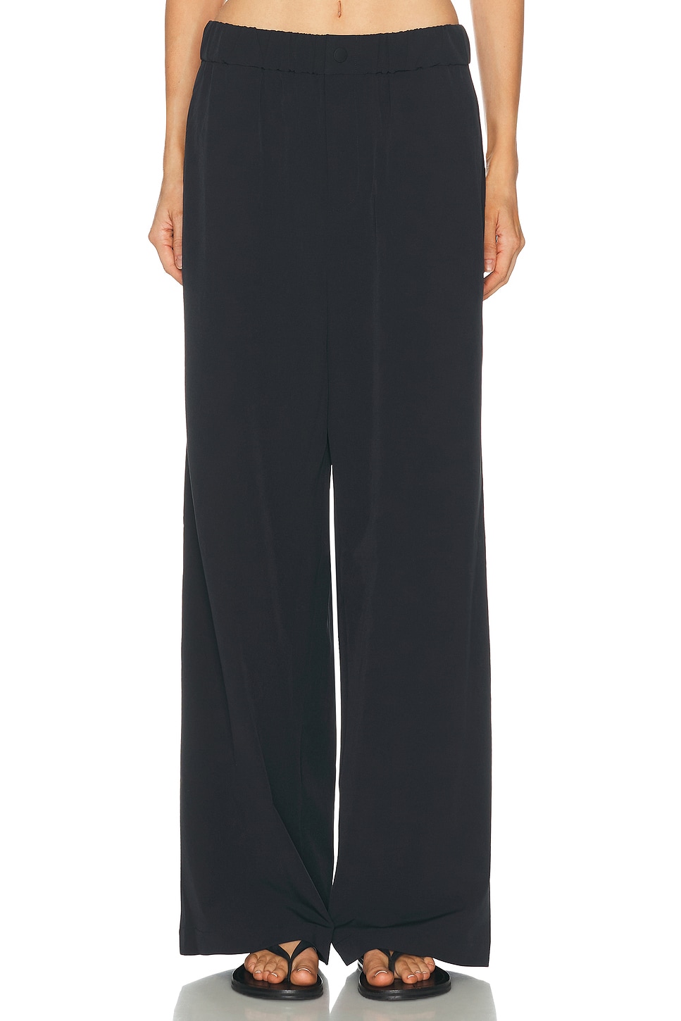 Varley Kayson 32 Wide Leg Pant 2. Black - Black. M also in L