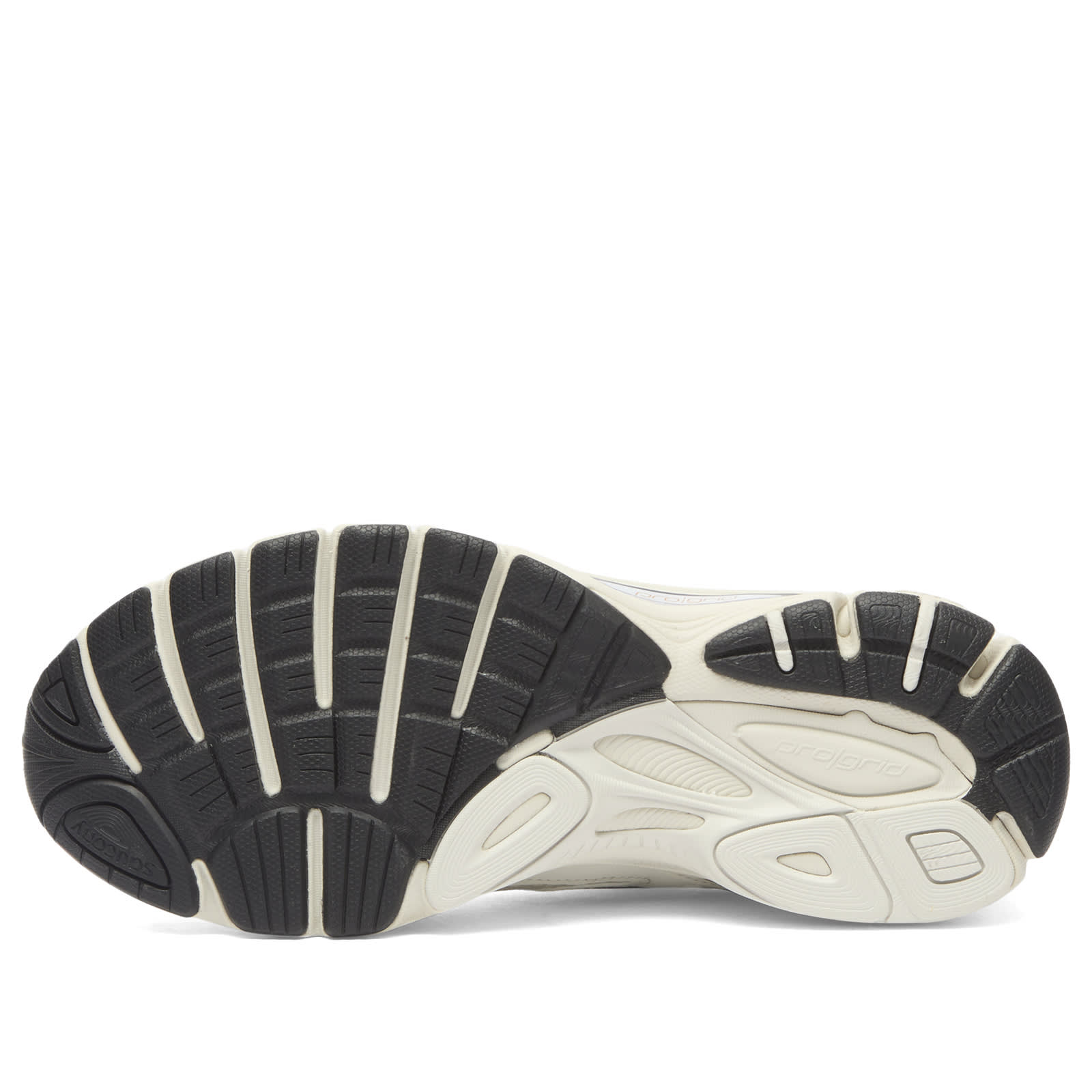 Men's Progrid Guide 7 Sneaker in Onyx/Gold