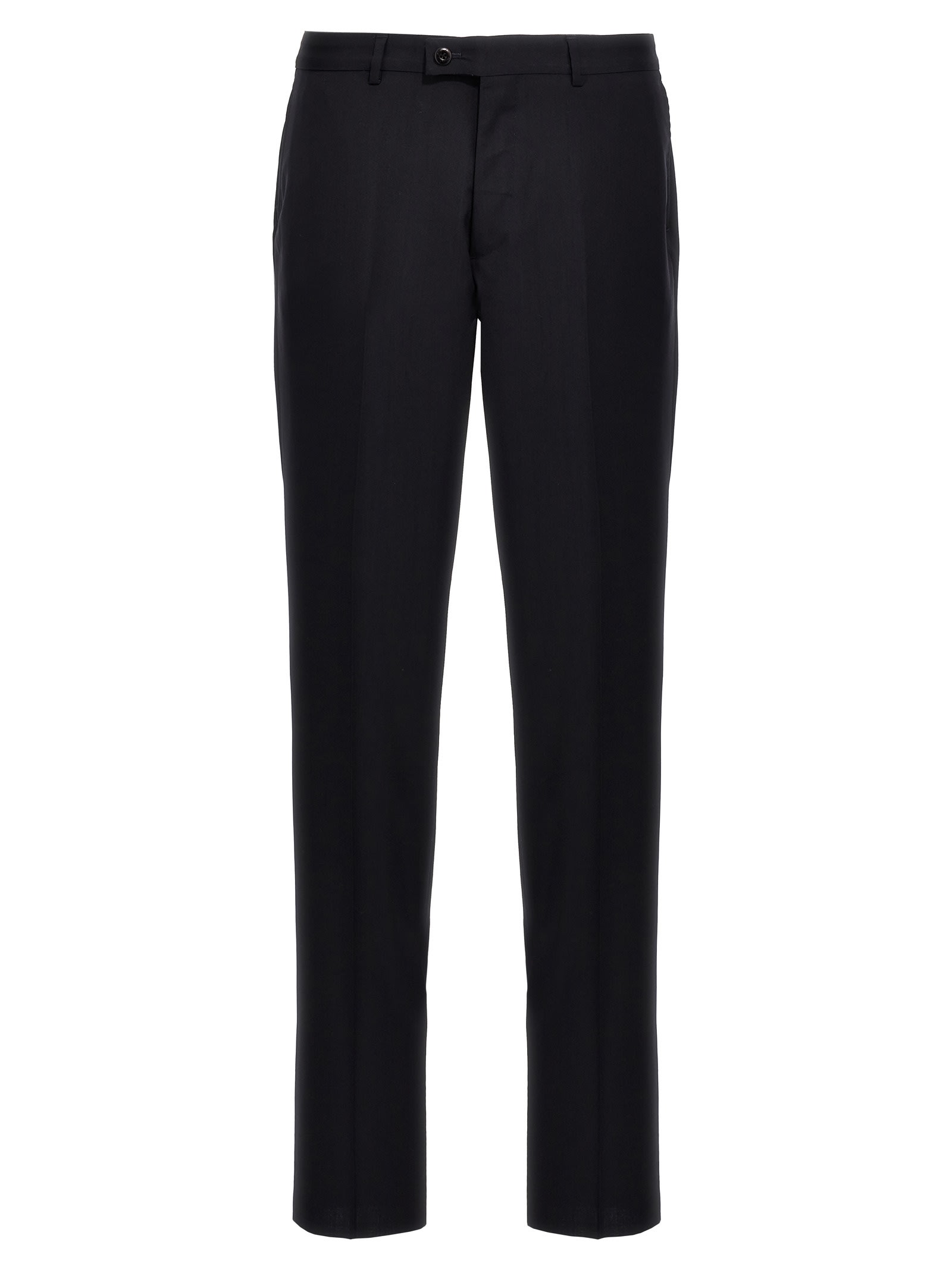 Kery Arold Suit