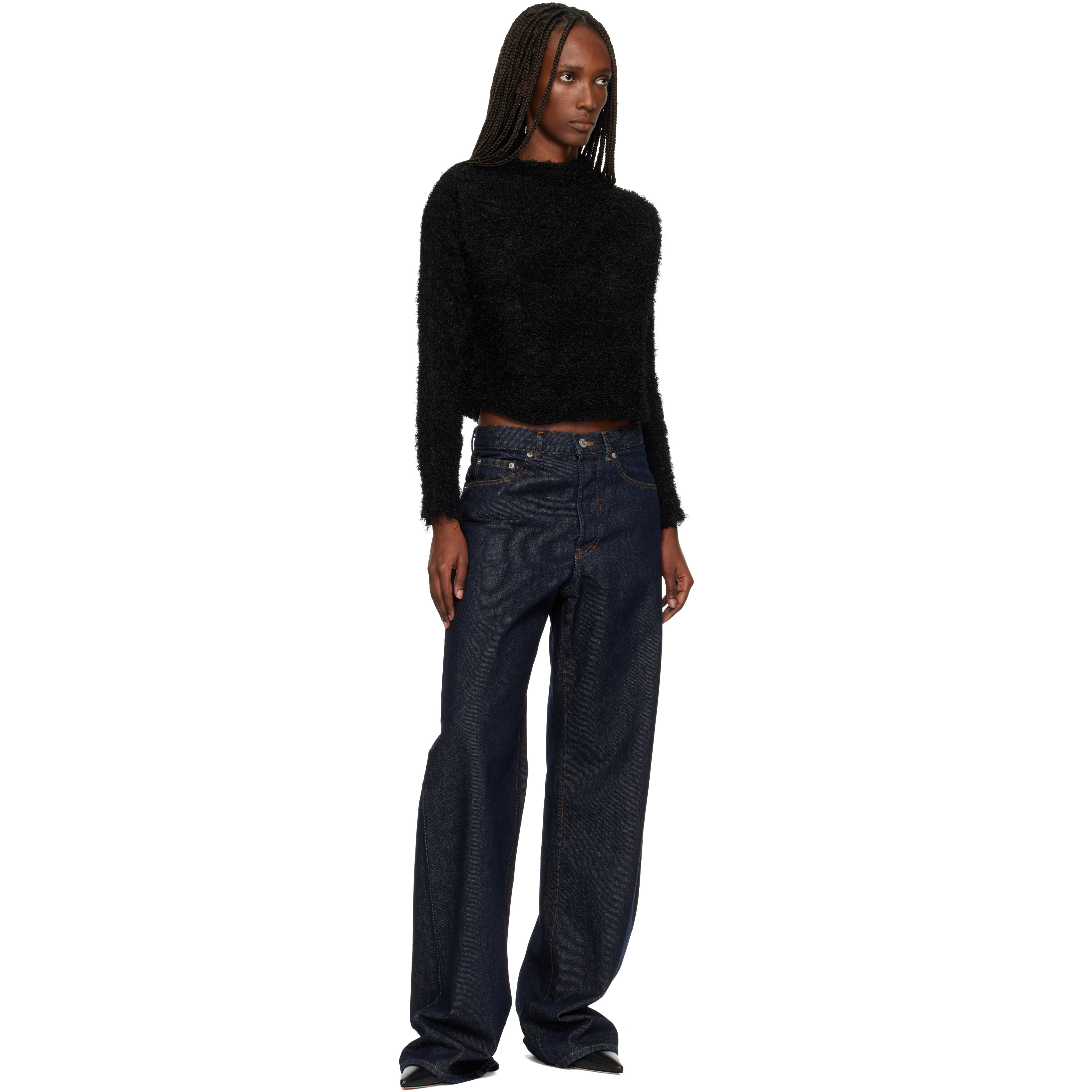 Black Shifted Fuzzy Pleats Sweater