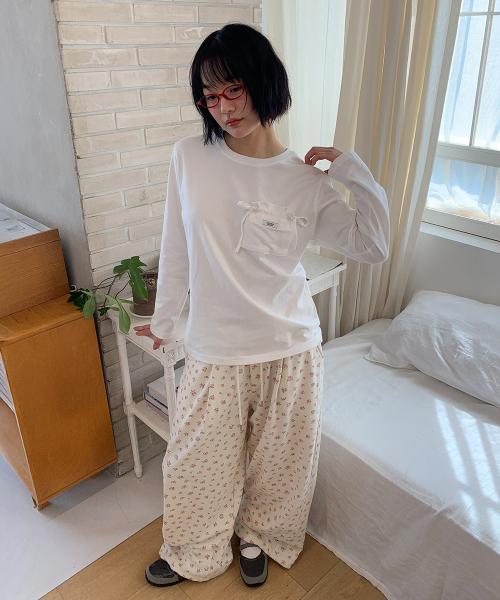 SHIRRING MINI POCKET LONG SLEEVE T SHIRT WHITE