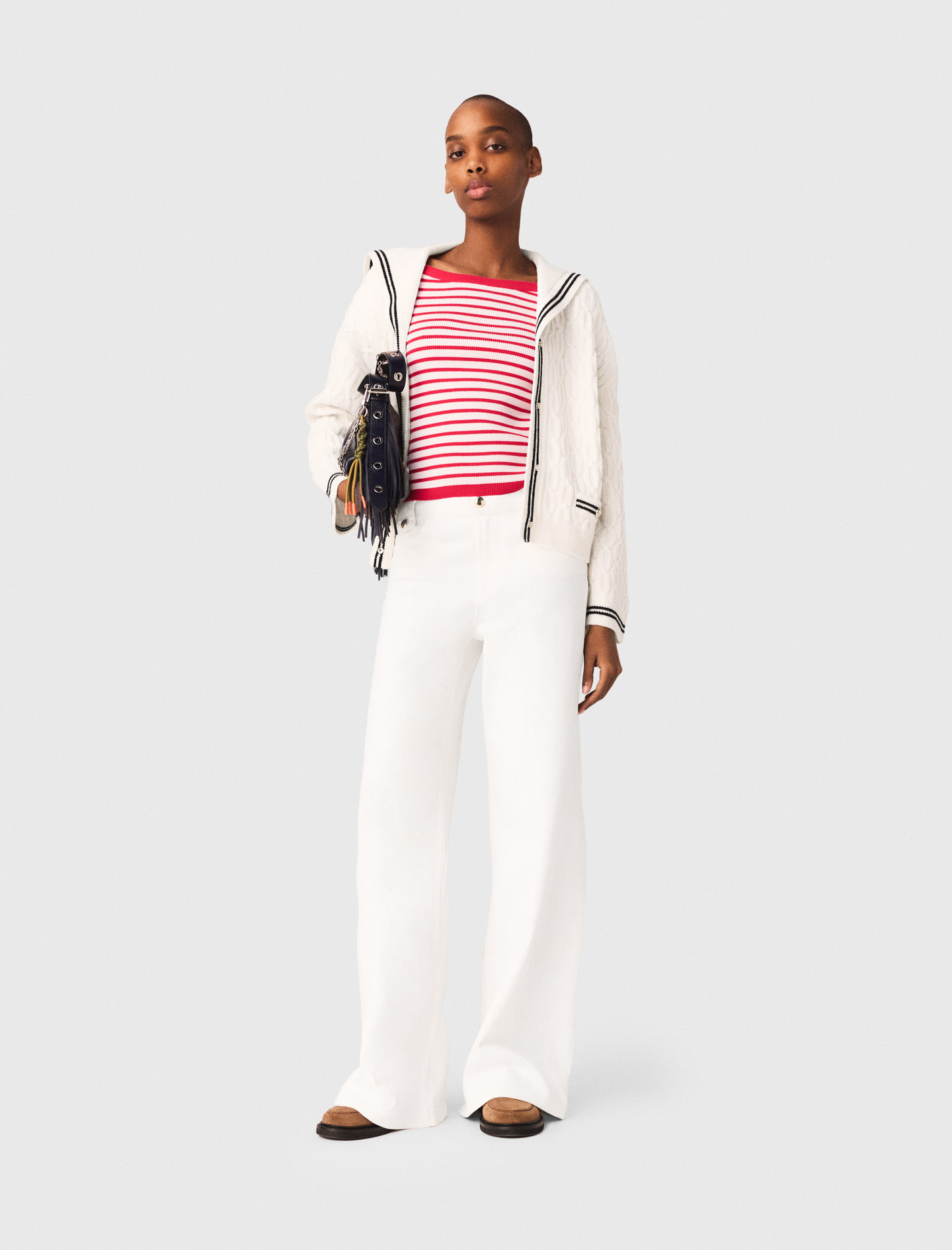 Woman's wool Cable-knit boat neck cardigan for Spring/Summer