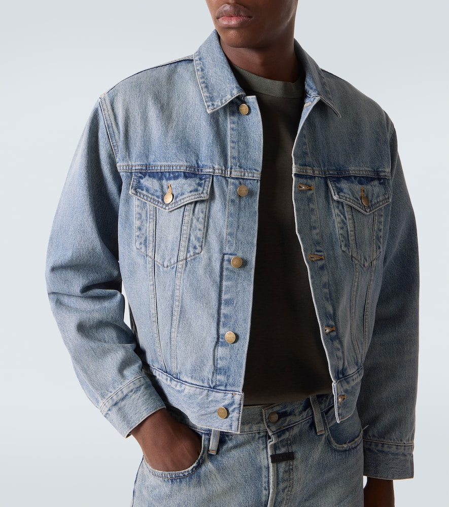 Trucker cropped denim jacket