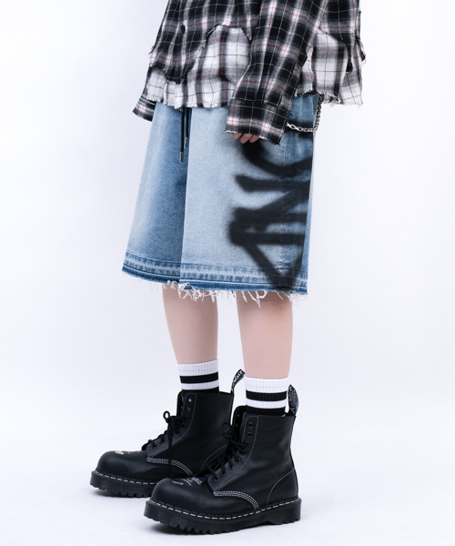 Vivid Side Sprayed Custom Denim Shorts
