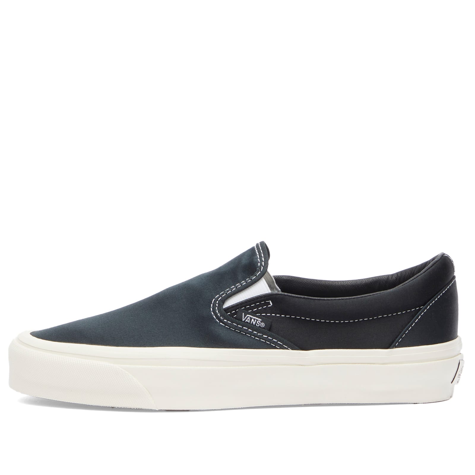 LX Slip-On Reissue 98 in Satin Jet Set