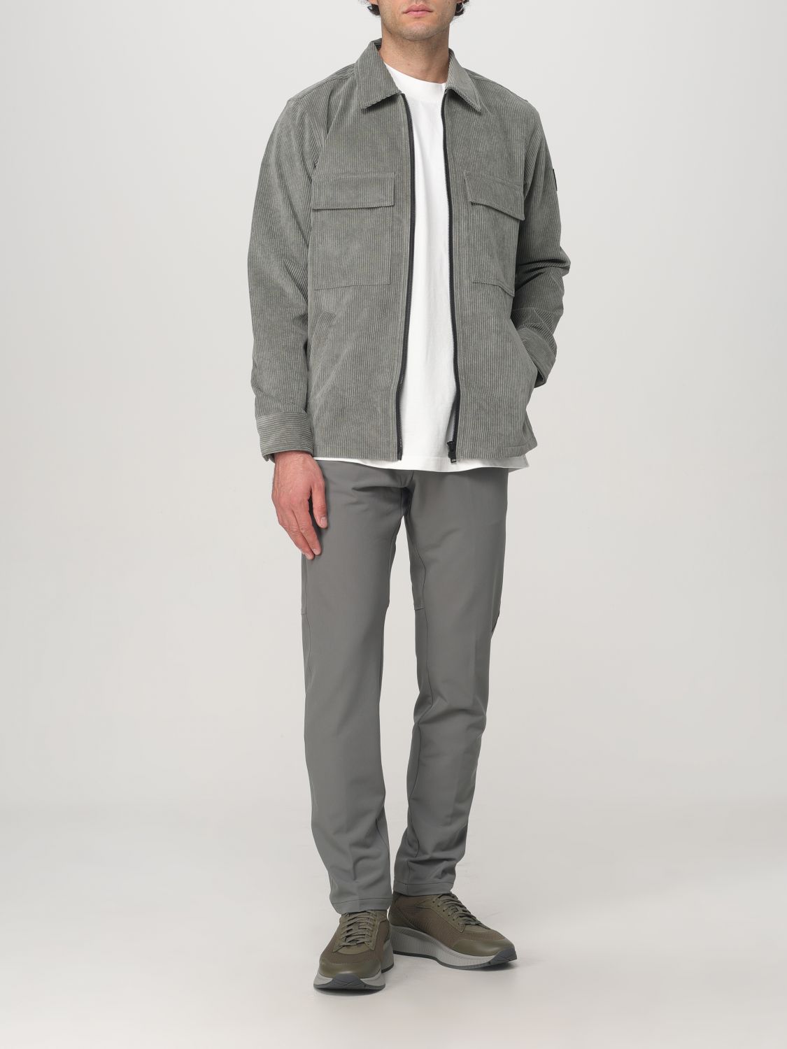 Logo-patch tapered trousers - Black
