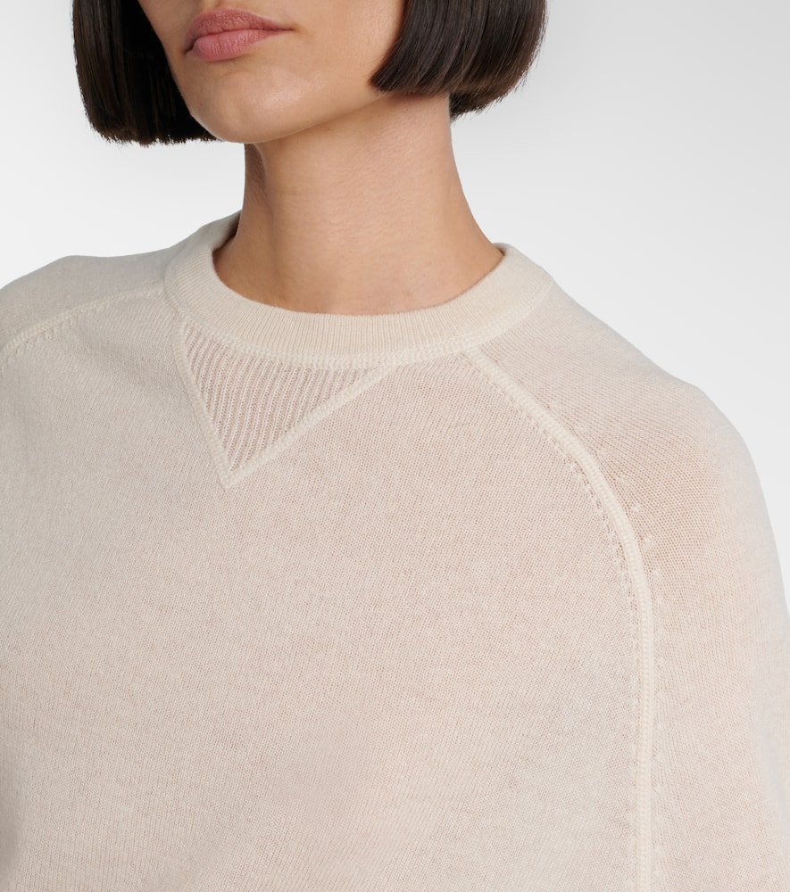 Wool and cashmere sweater