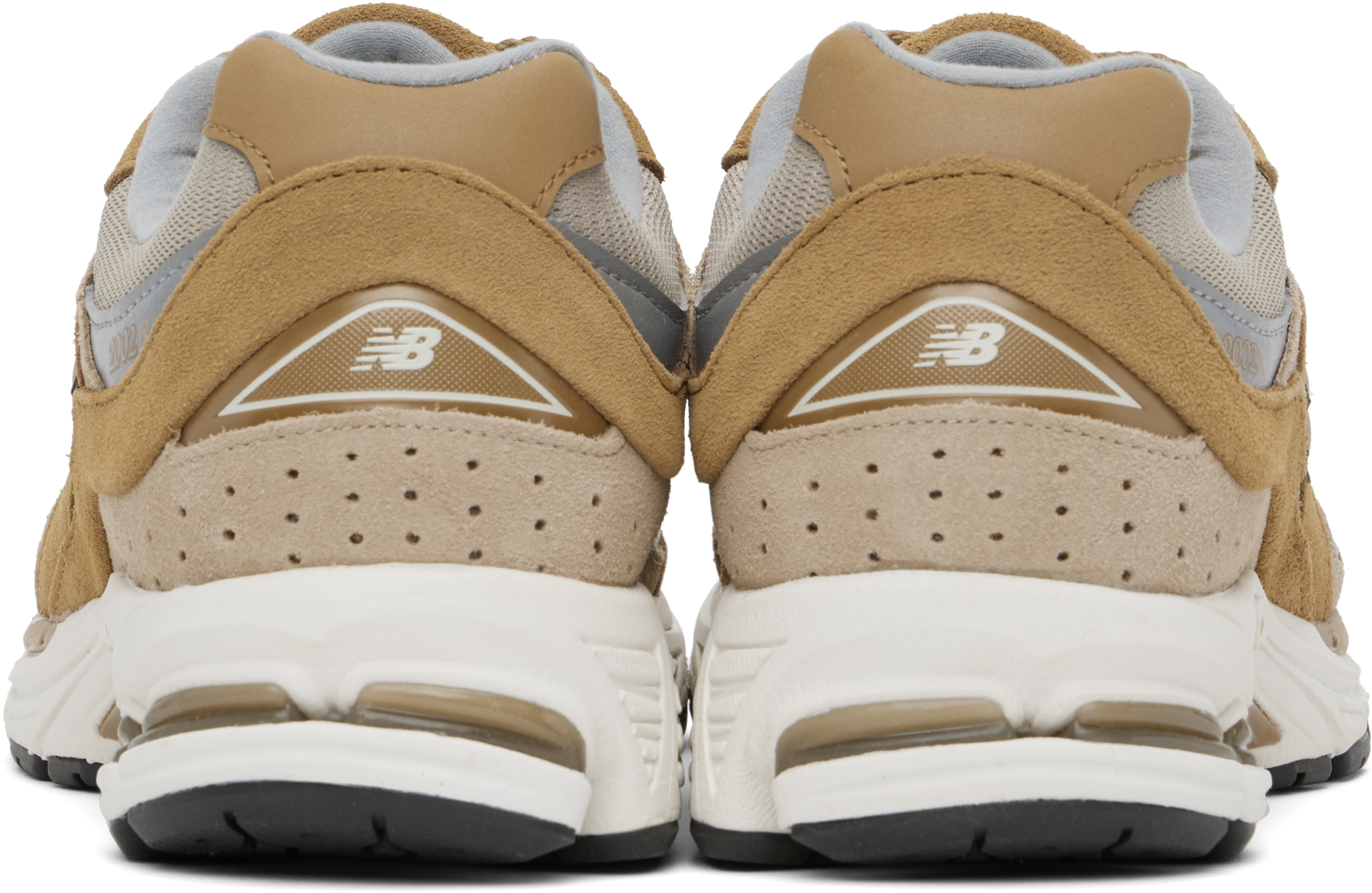 New Balance Tan 2002R Sneakers