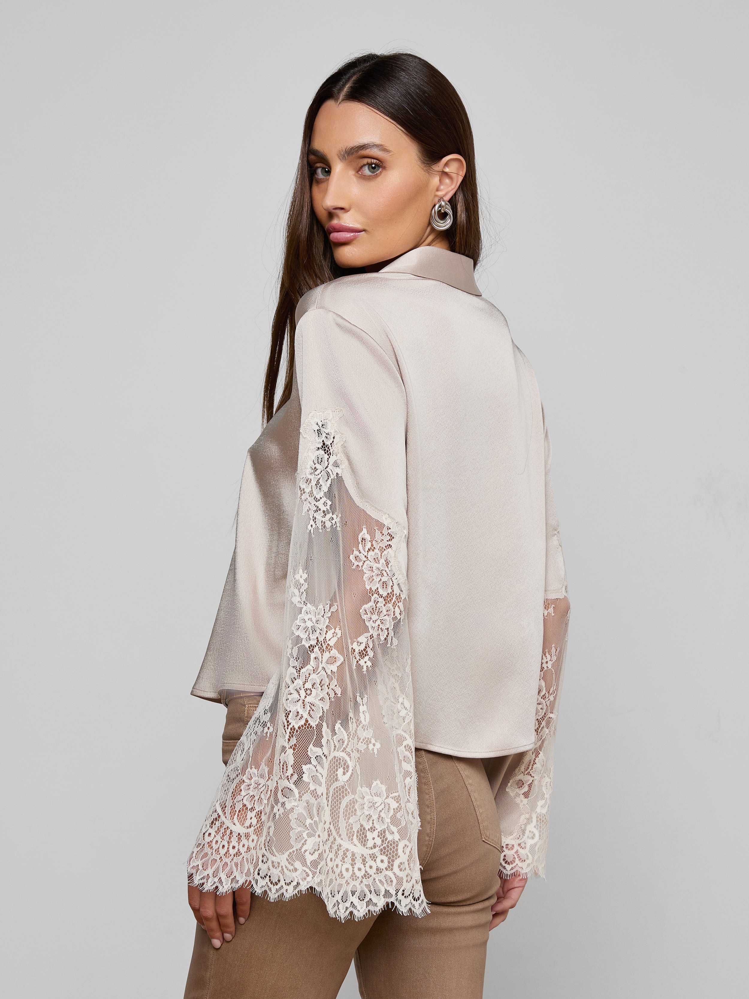 Capri Lace Sleeve Blouse Top In Feather Grey