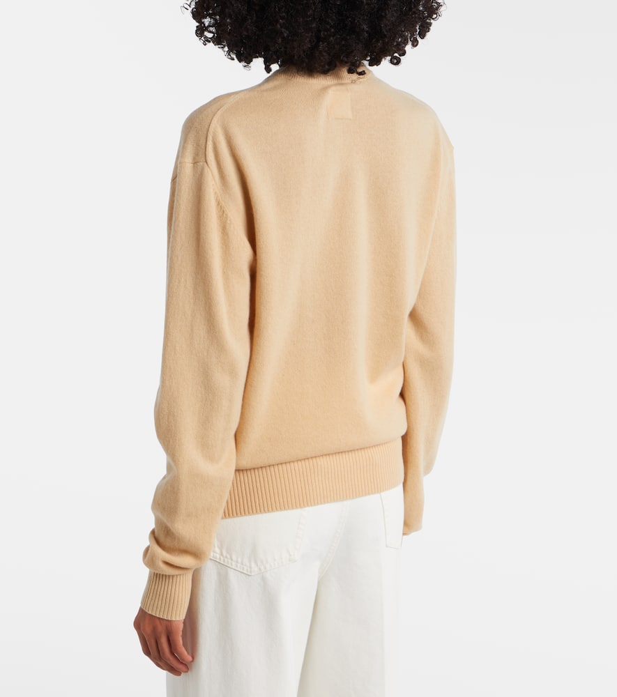 Cashmere sweater