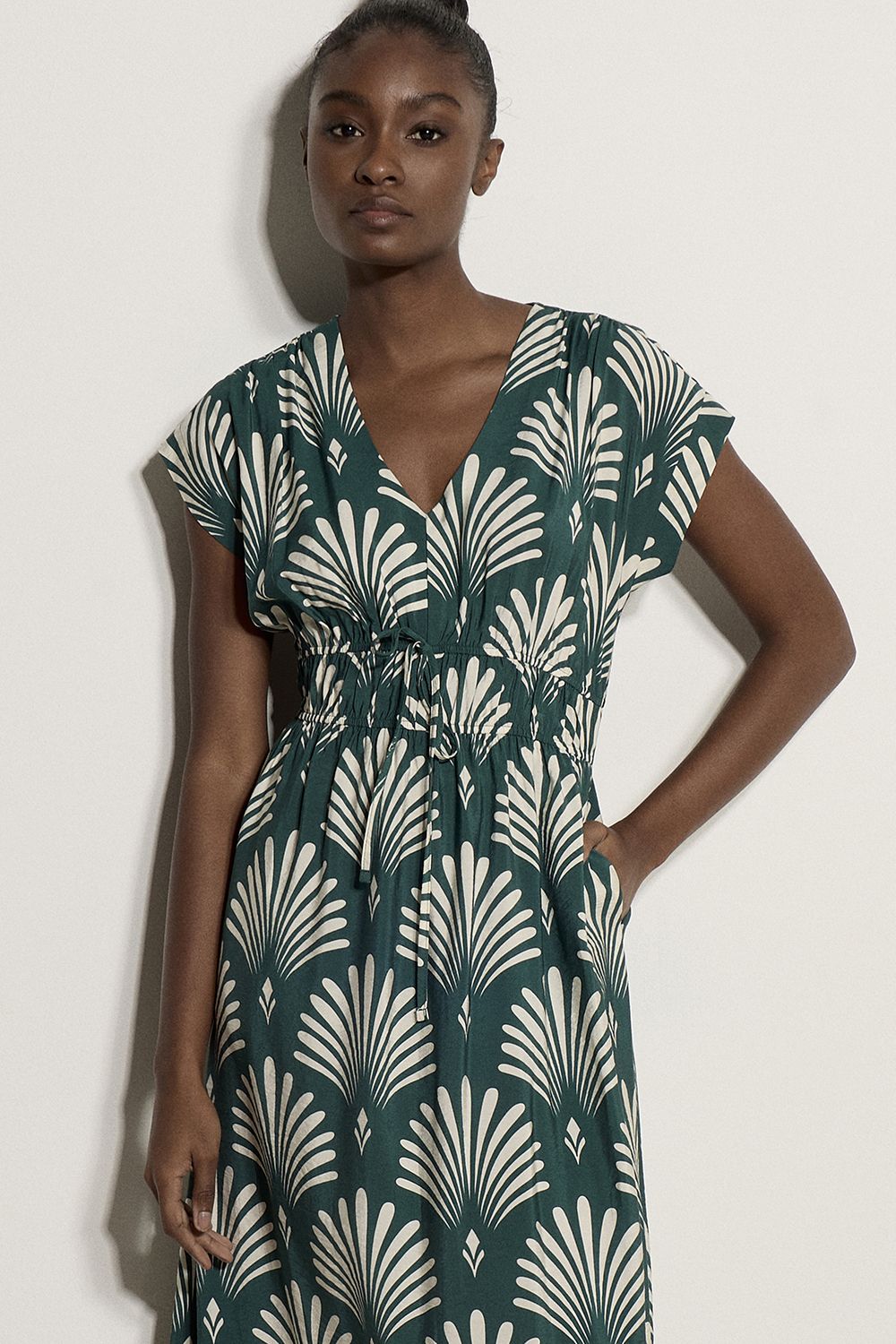 Apricot Fan Print Midaxi Dress In Green