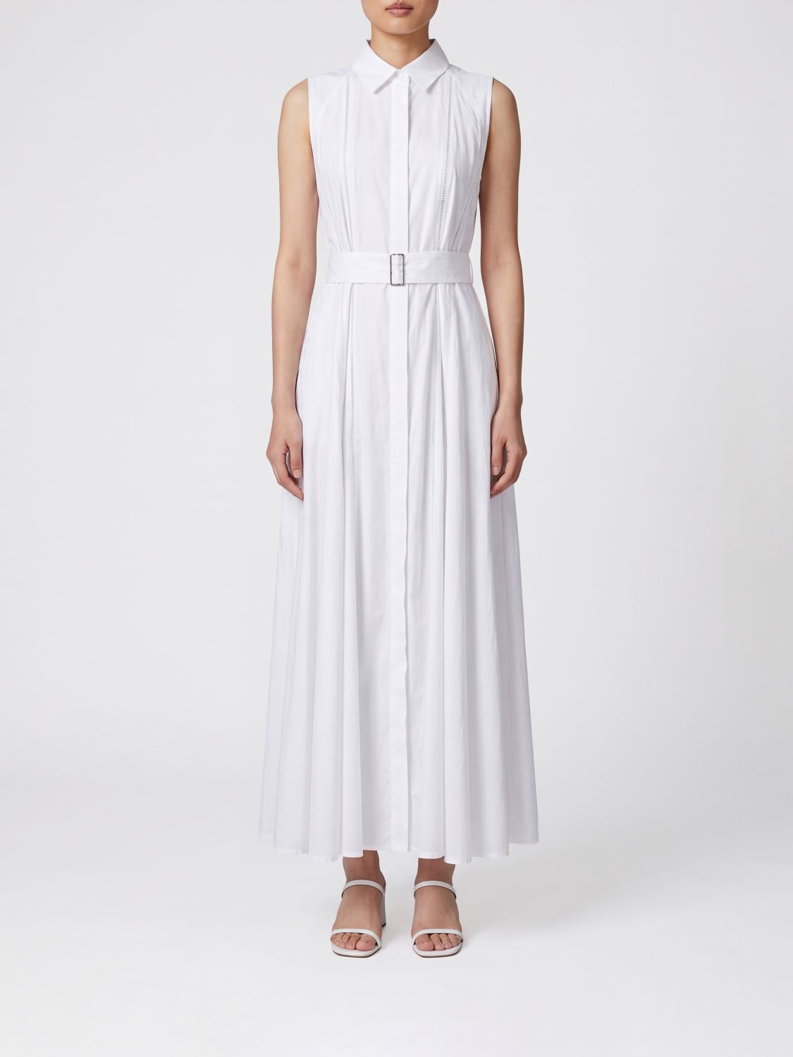 Dress Woman color White