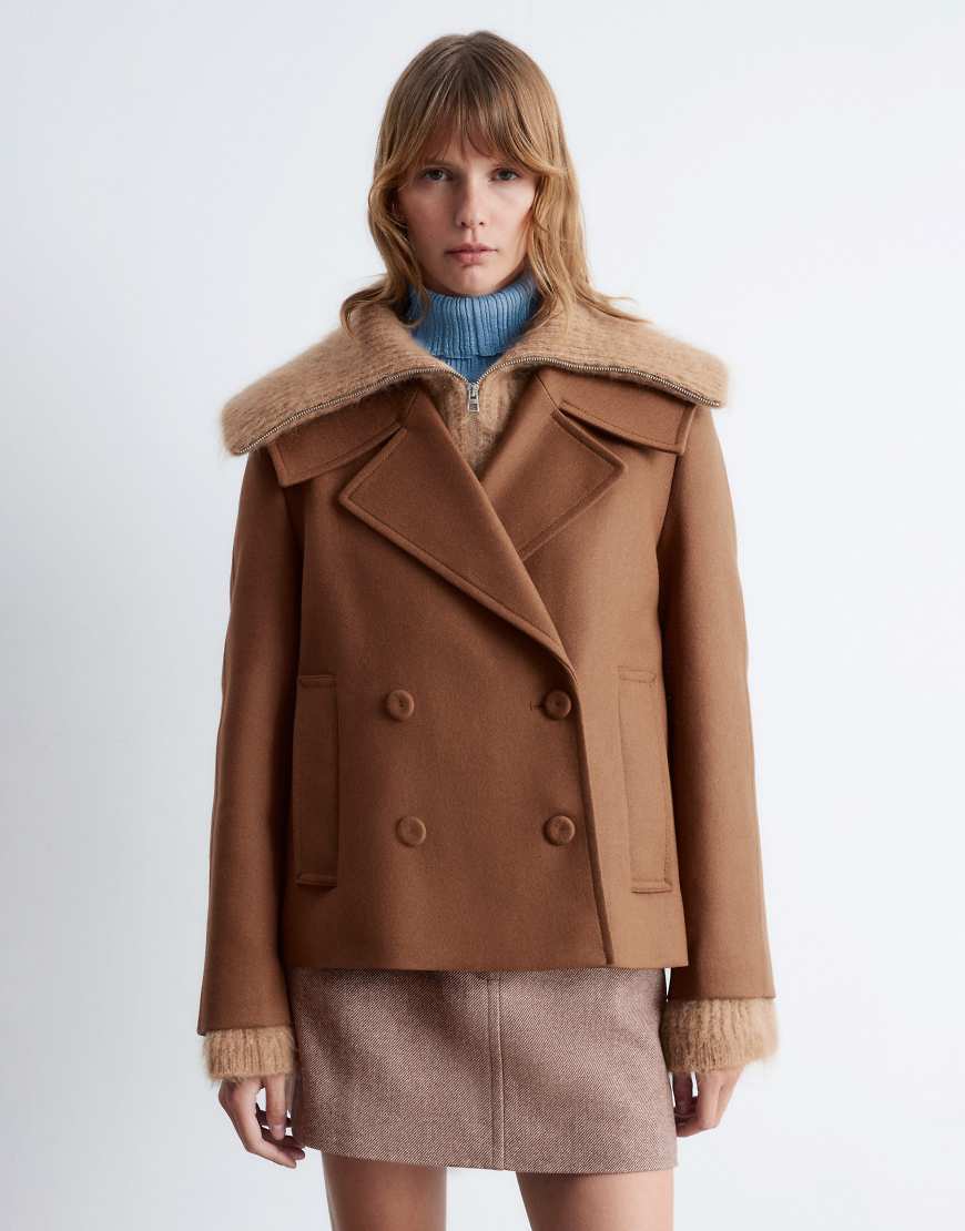 & short peacoat with strapped cuffs in brown