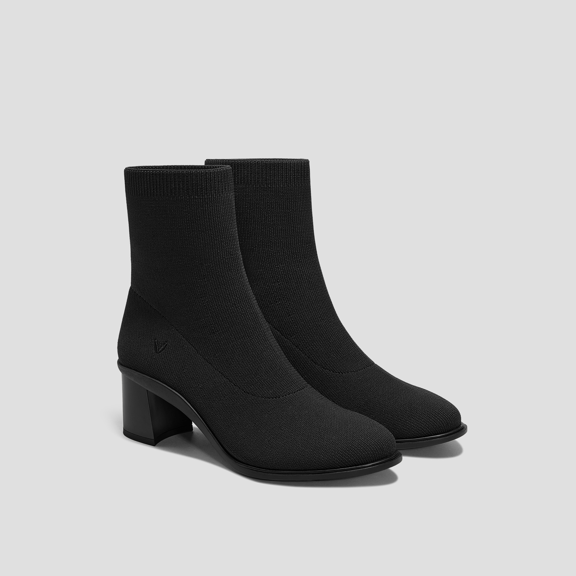 VIVAIA Almond-Toe Running Heel Boots Amanda|BLACK