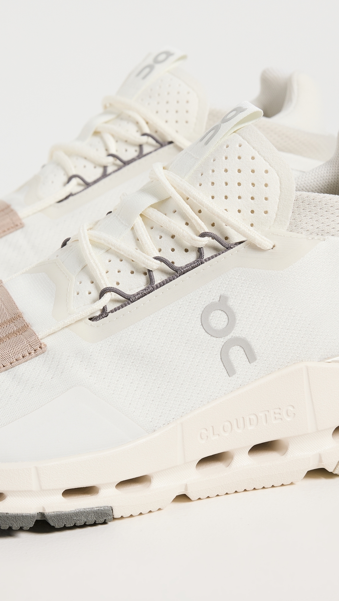 Cloudnova 2 Sneakers Ice/Sand