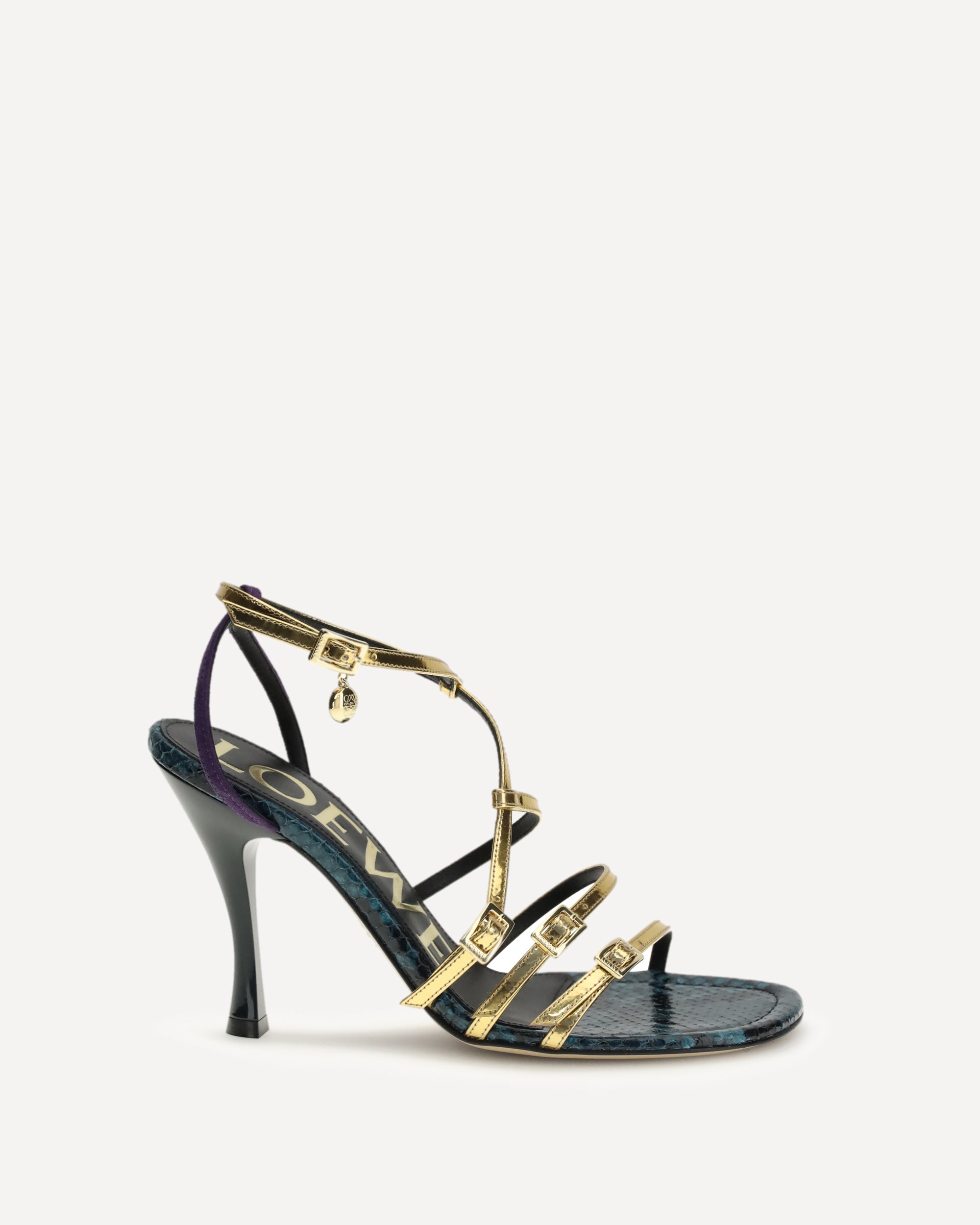 Comic Sandals Female 38