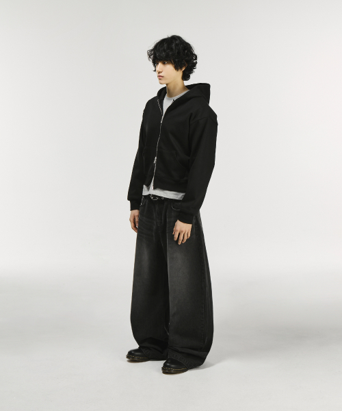 Curved Washed Denim Pants