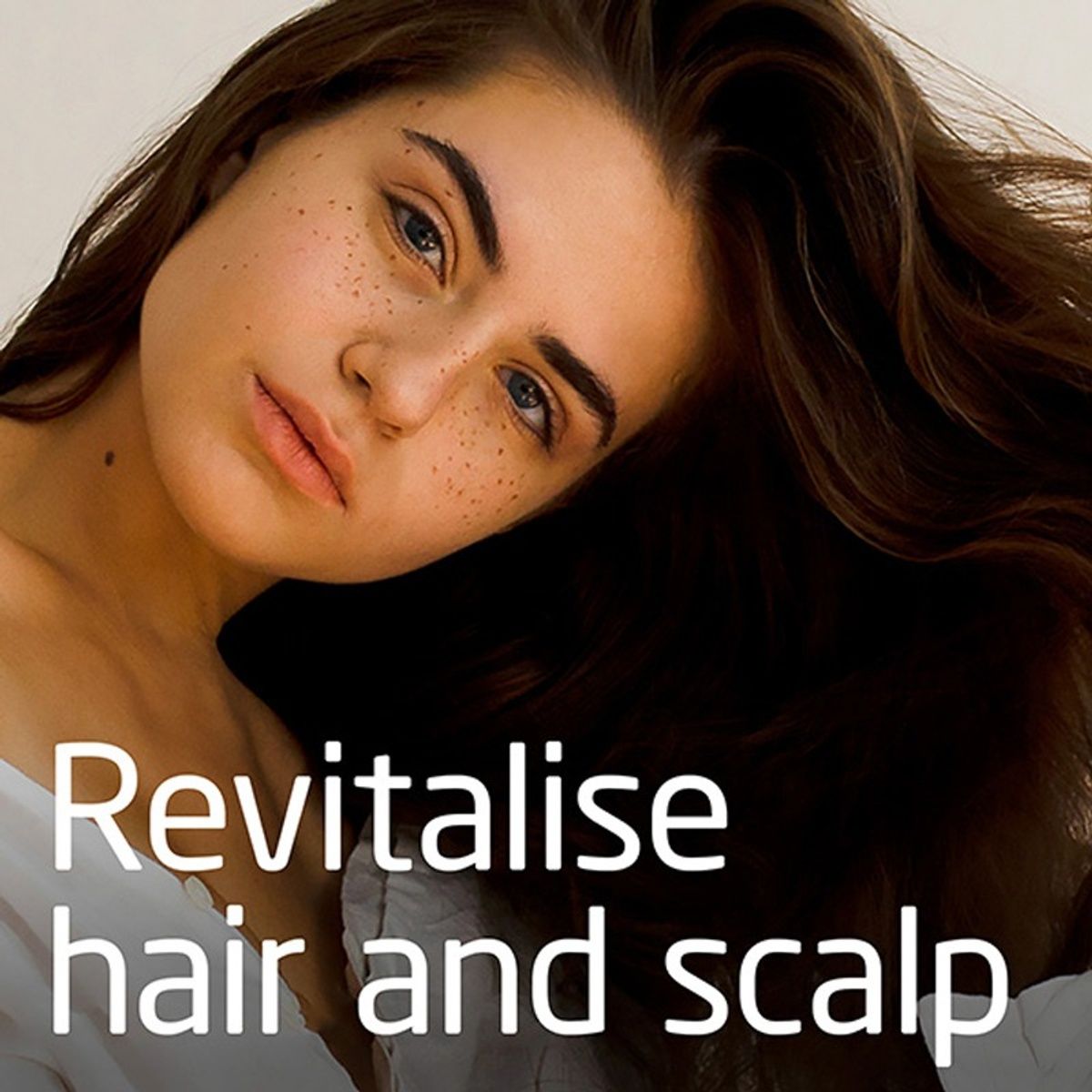 Weleda Rosemary Revitalising Conditioner in Turquoise