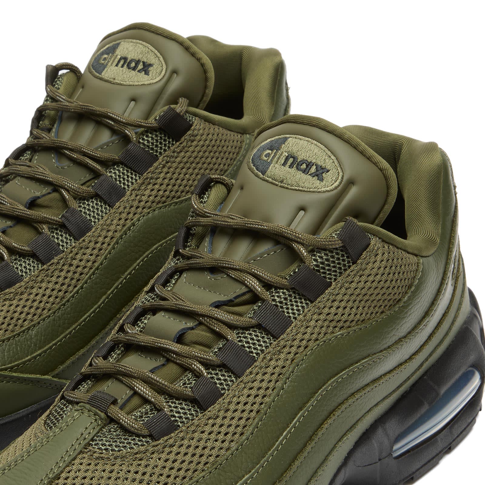 Air Max 95 Slim Sneaker in Cargo Khaki/Olive-Black