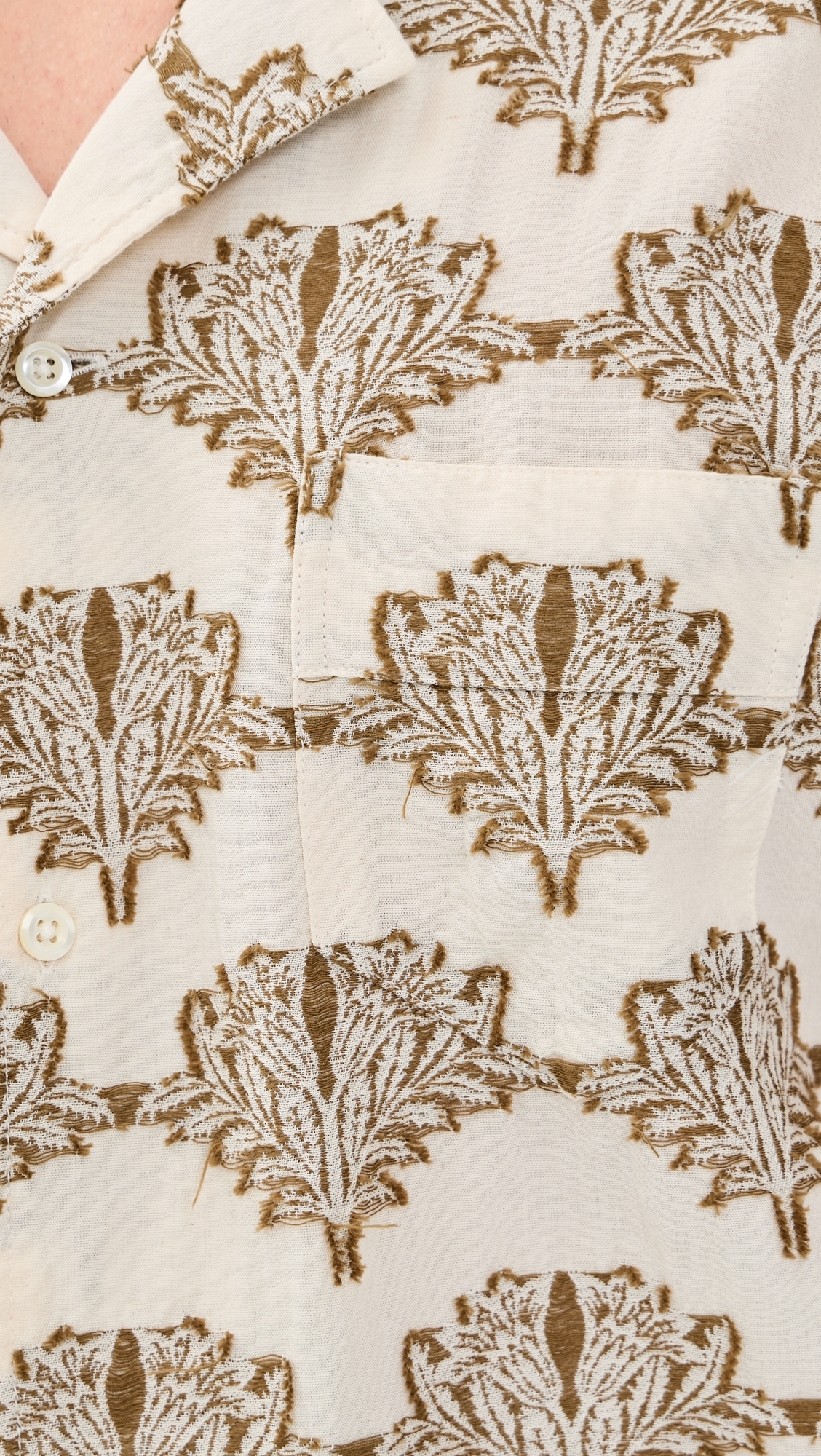 Short Sleeve Botanical Jacquard Camp Shirt Tinted White/Olive
