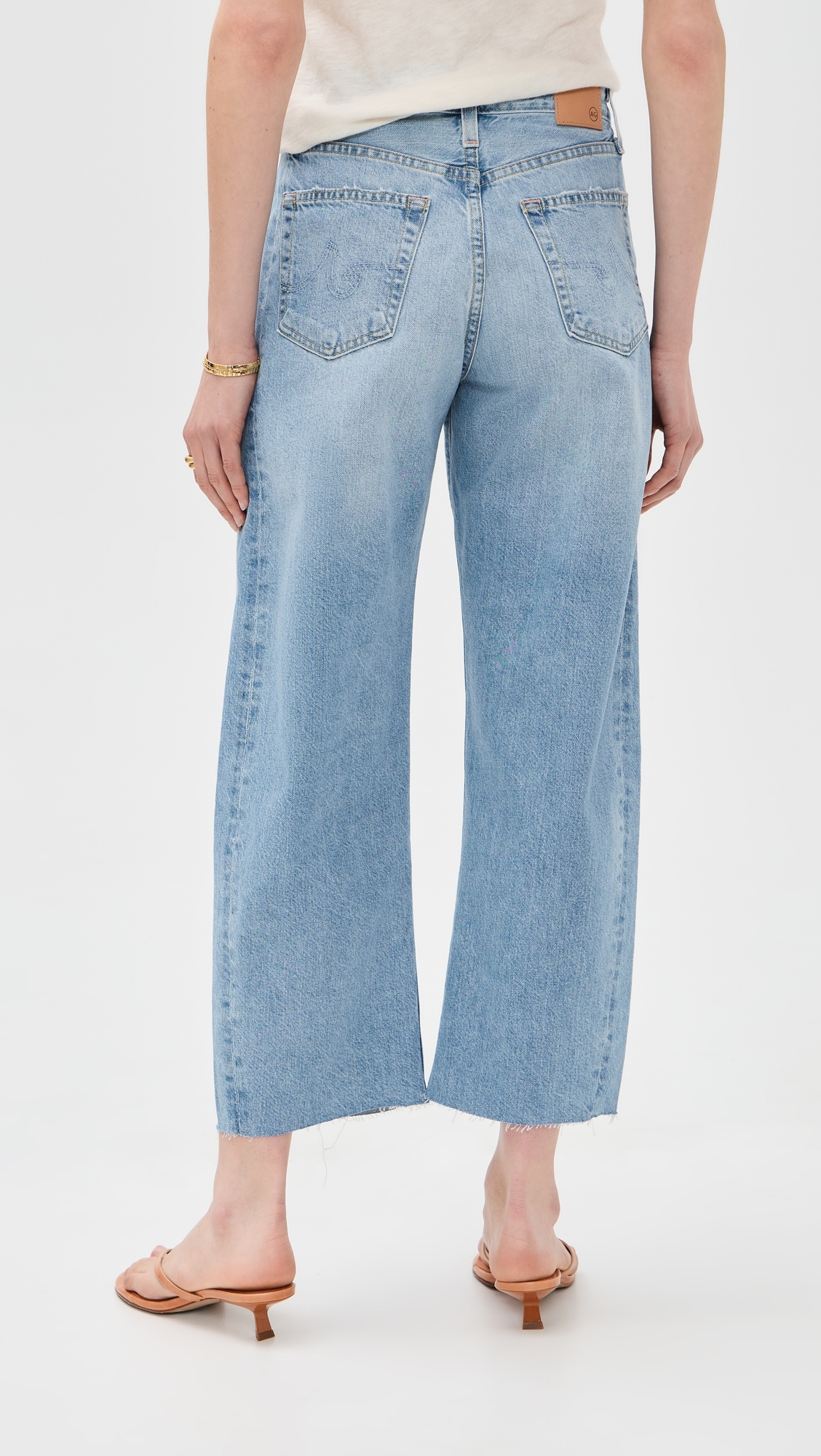 Hattie Crop Jeans Gesture