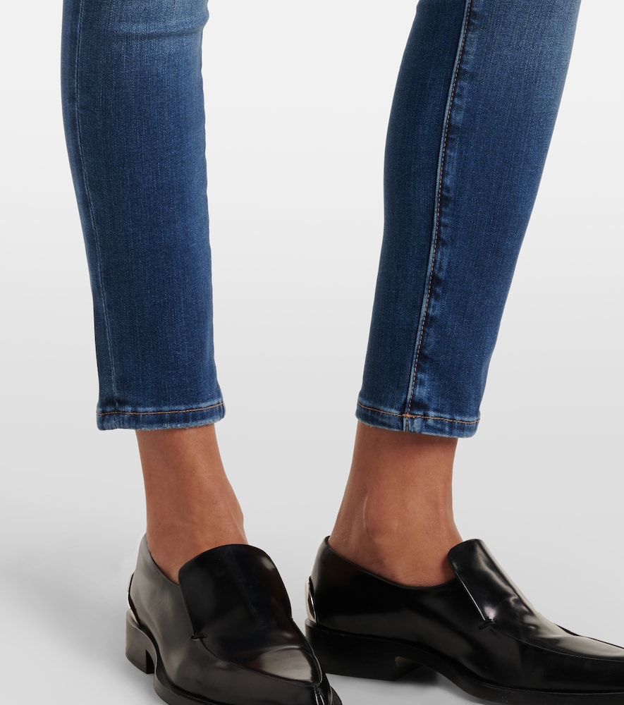 Mid-rise skinny jeans