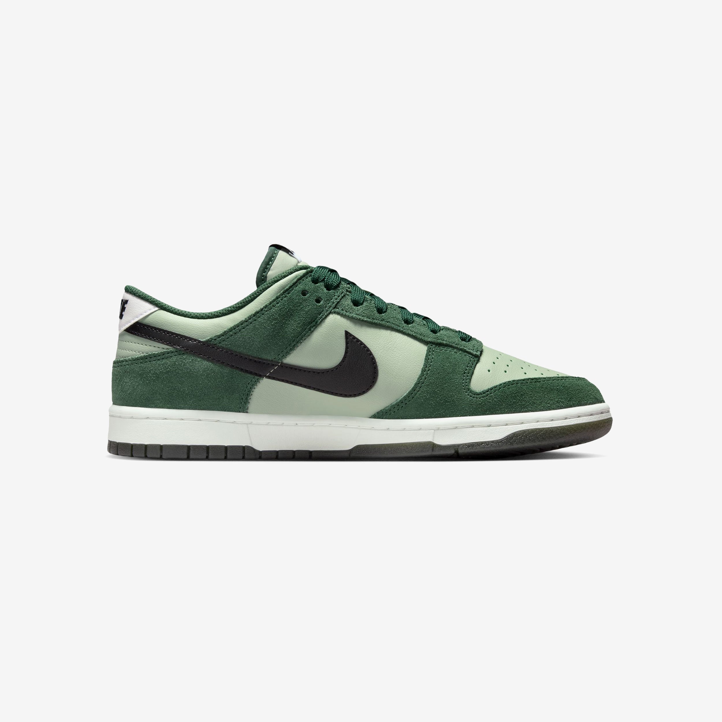 Nike Dunk Low Retro SE - JADE HORIZON/BLACK-FIR-SUMMIT WHITE - male