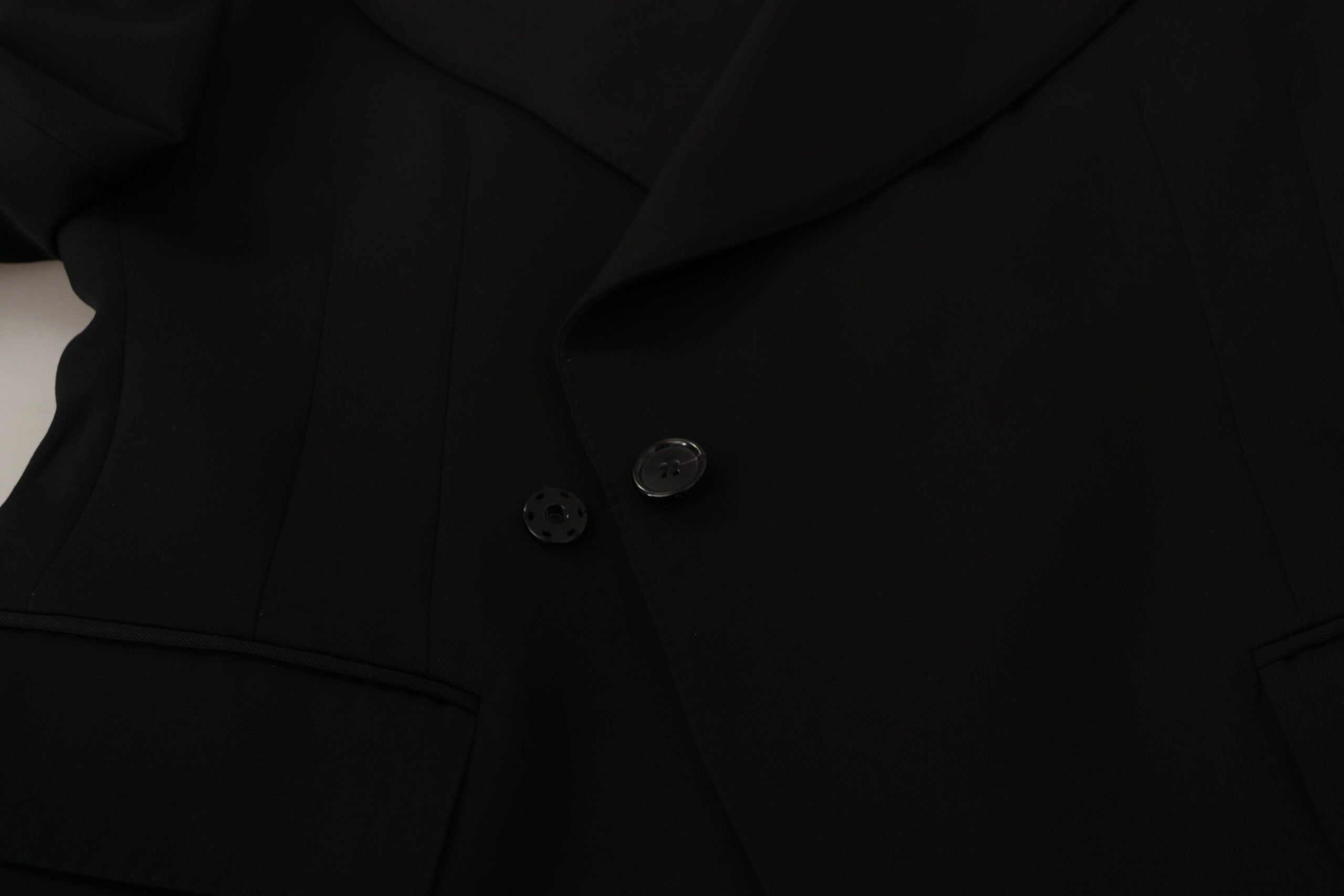 Virgin Wool Single-Breasted Blazer — Black