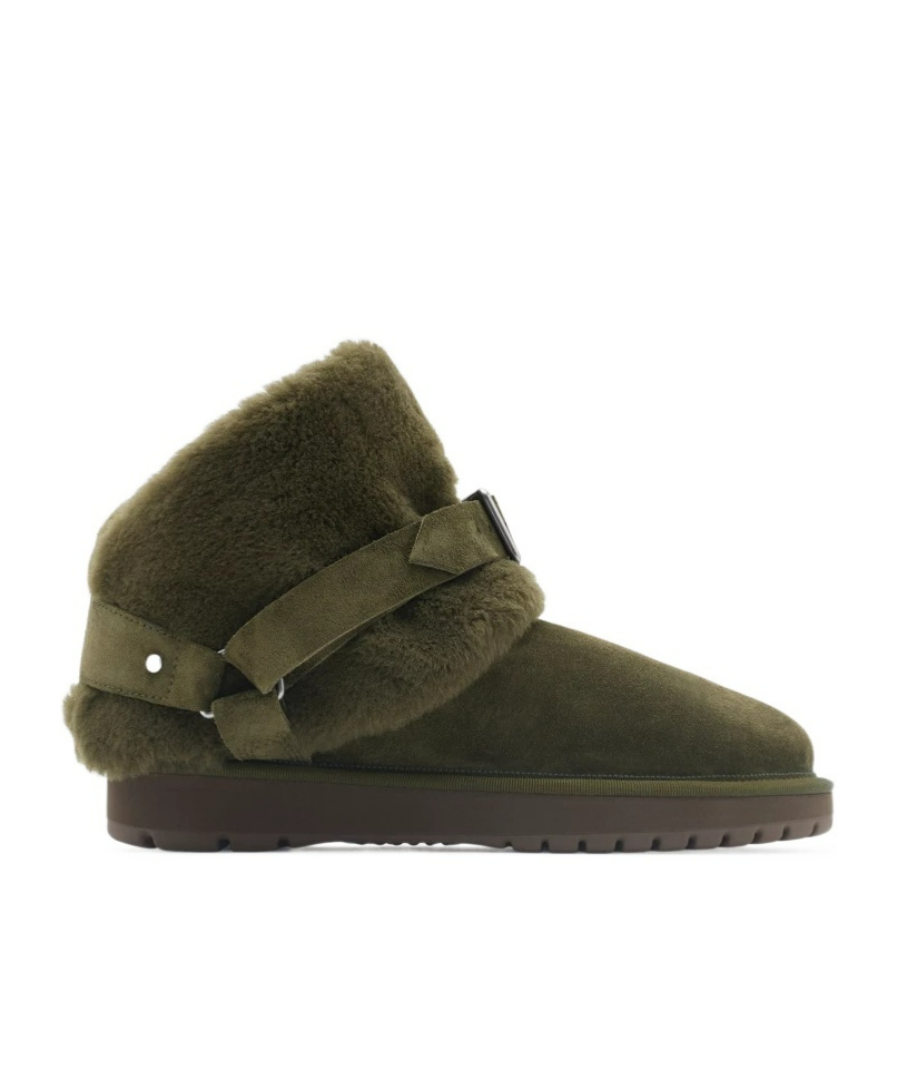 Chubby leather boots