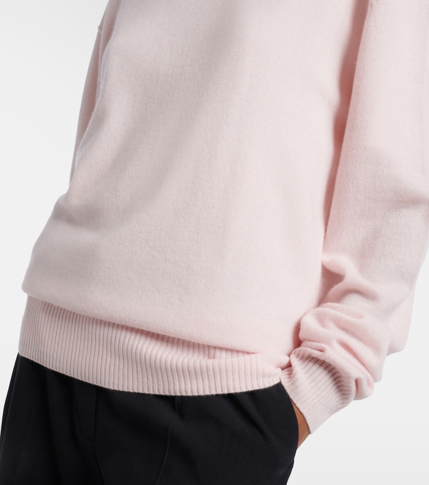 Cashmere sweater